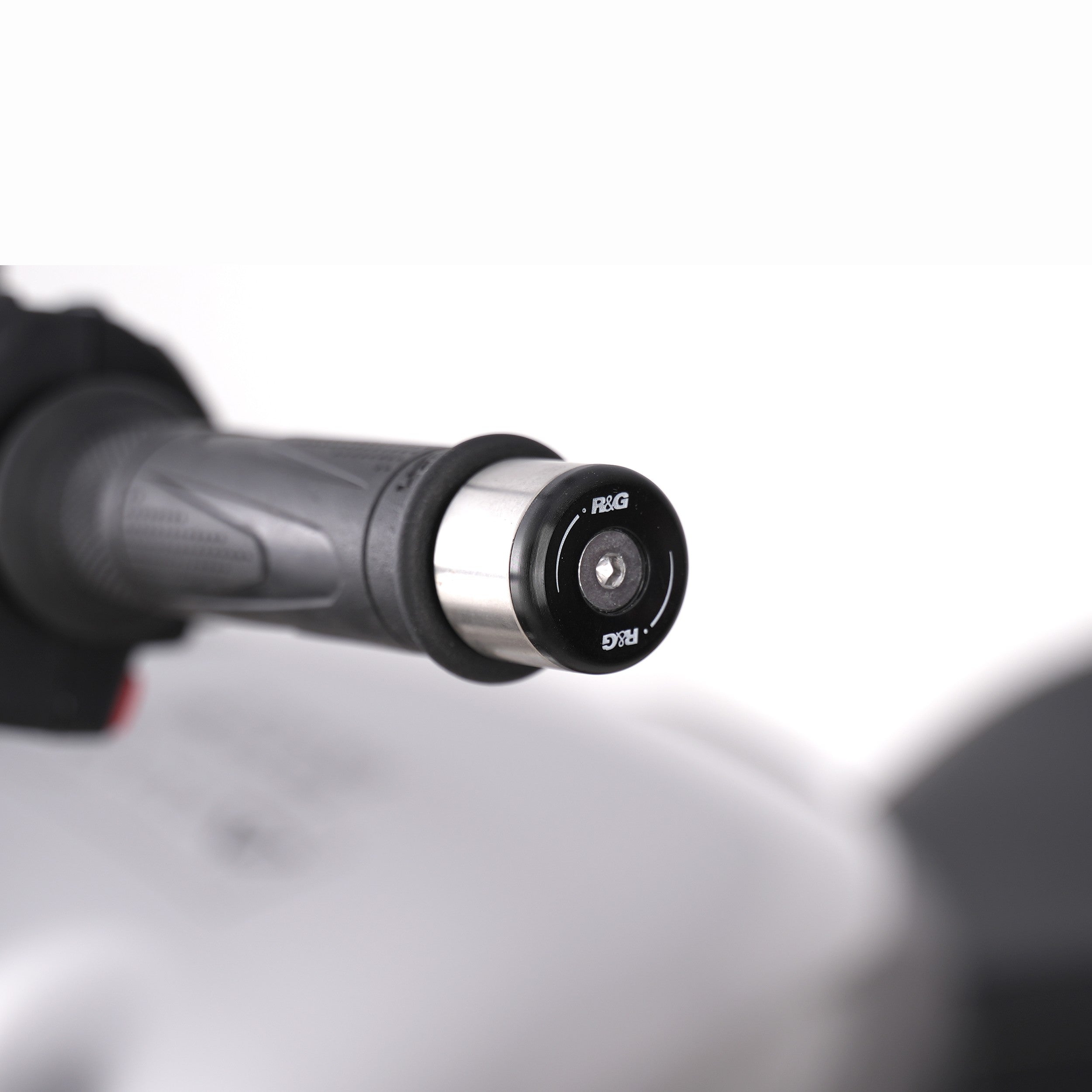 Bar End Sliders for the Triumph Street Twin '16-, Speed Twin 1200 '19- & Speed Twin 900 '22-