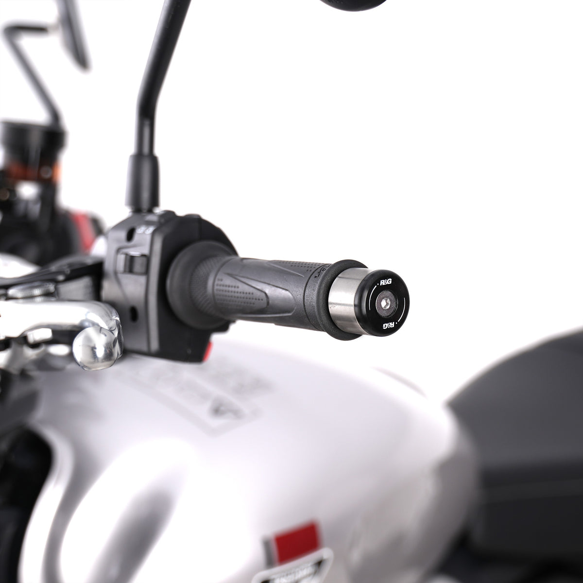 Bar End Sliders for the Triumph Street Twin '16-, Speed Twin 1200 '19- & Speed Twin 900 '22-