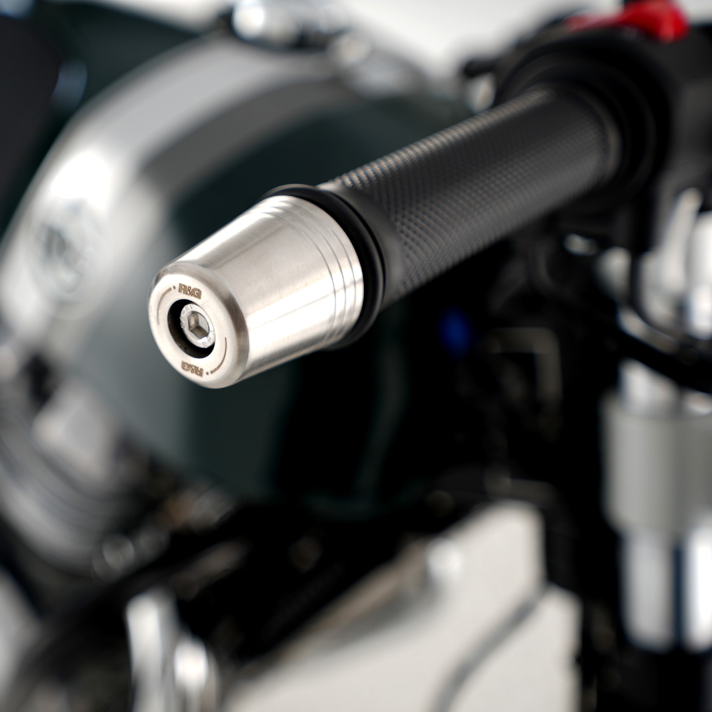 R&G Stainless Steel Bar Ends for multiple Triumph Models & Royal Enfield Continental GT 650 '19- (without bar end mirrors)