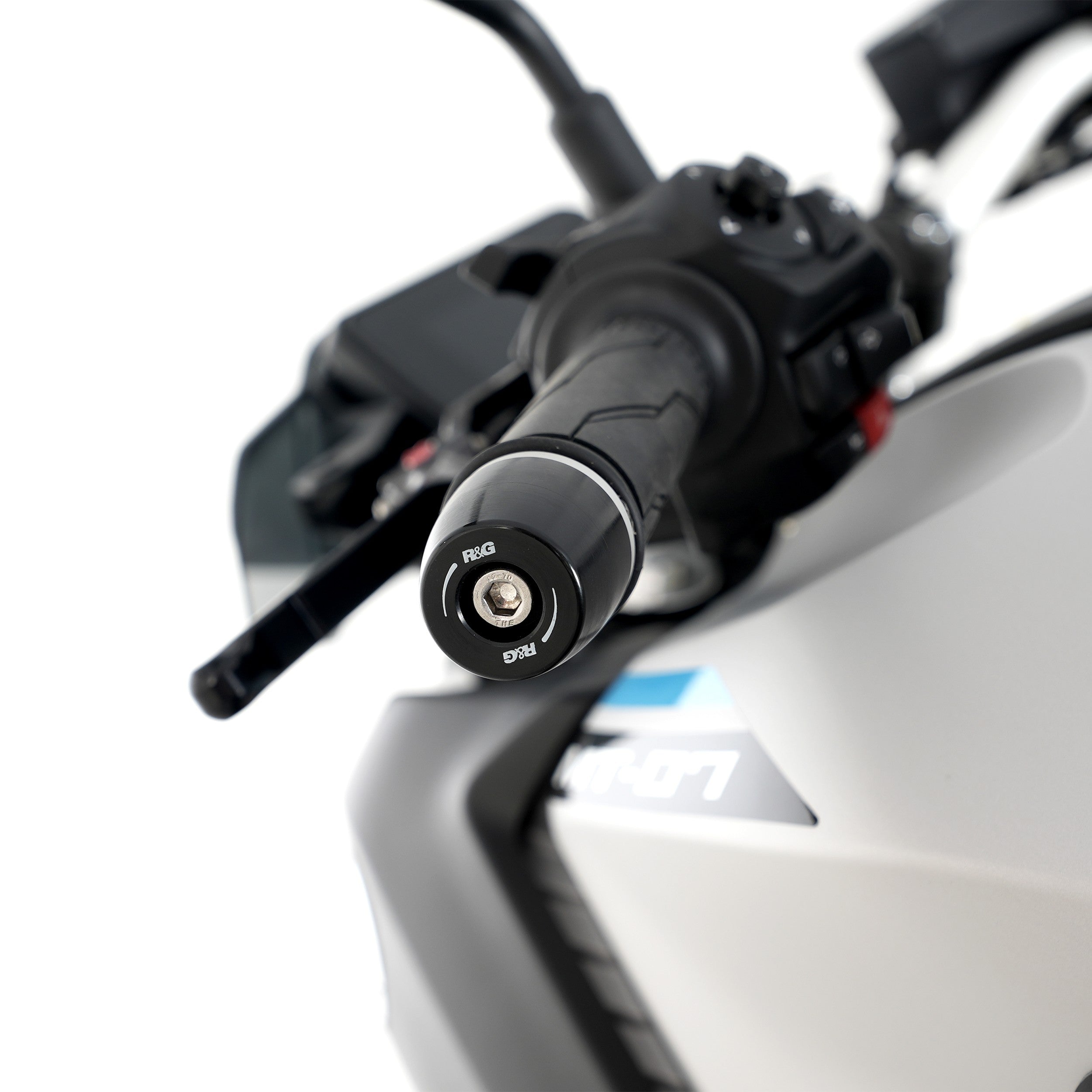 APEX Bar End Sliders for Yamaha MT-07 '25-,YZF-R9 '25-, YZF-R1M '15-,YZF-R1 '15-, R7 '22- & Honda CMX1100 Rebel '21-'24, CMX1100 Rebel DCT '21-'24, CMX1100T Rebel '23-'24, CMT1100R Rebel DCT '23-'24
