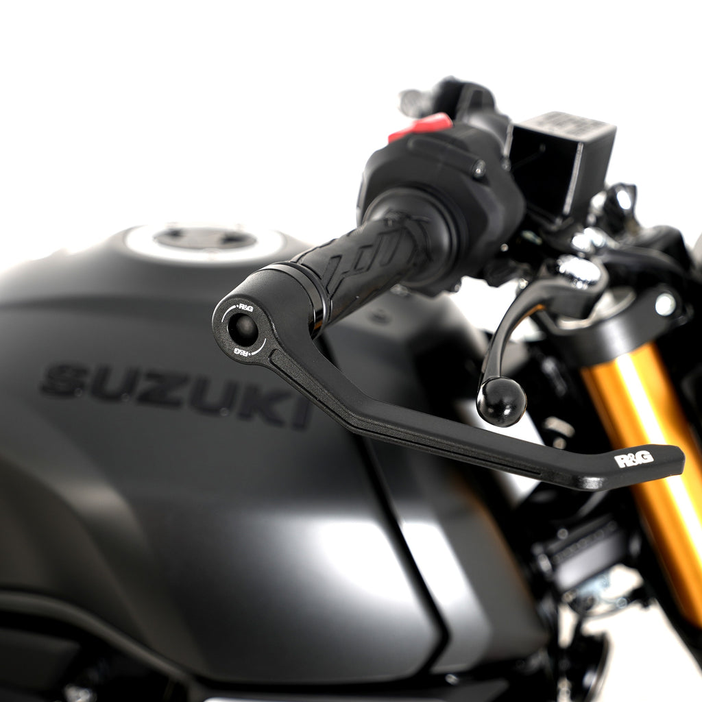 R&G Brake Lever Interlock Guard for Suzuki GSX-8T '25-, GSX-8TT '25-, GSX-8S '23-, GSX-8R '24-, GSX-R1000, GSX- R1000R'17-'24, DR-Z4SM '24-, V-STROM 800DE & V-STROM 800RE '23-.Without mirrors / mirrors removed.