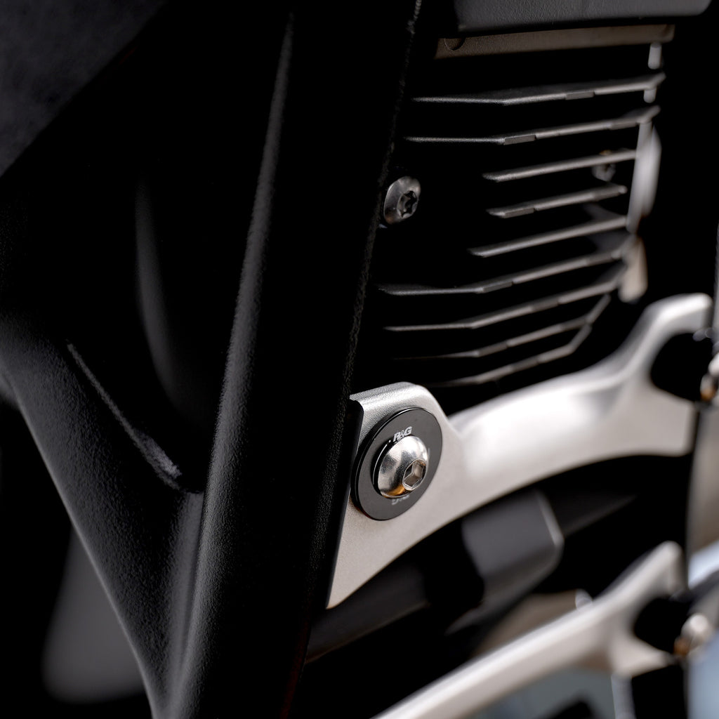 Rear Foot Rest Plates for Triumph Speed Triple 1200 RS '21-,Speed Triple1200RR '22-, Speed Triple 1200RX '25-, QJ Motor SRK 800 RR 2025 & SRK 800 '25-  (LHS)