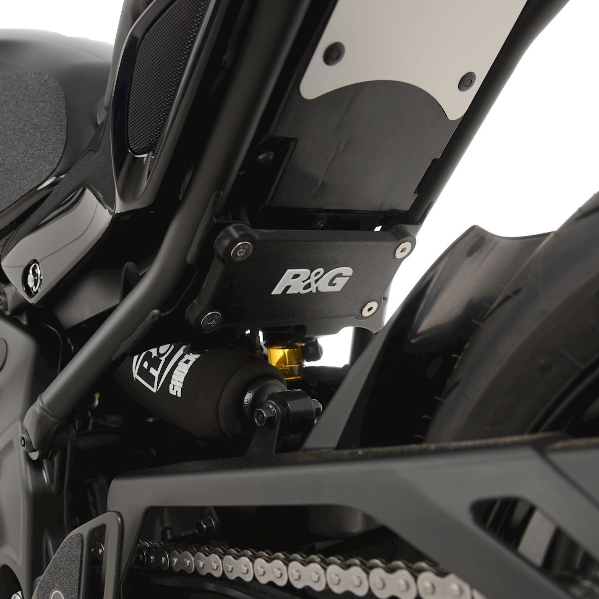 Rear Foot Rest Blanking Plate for Yamaha XSR900 '22- (Single, Central Piece) Main image