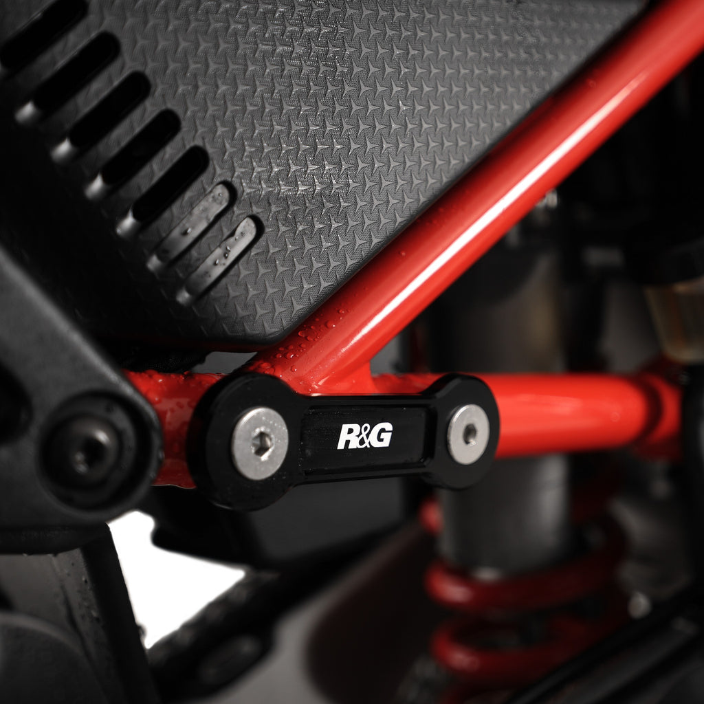 Rear Foot Rest Blanking Plates for the Aprilia Tuareg 660 '22- & Tuareg 660 Rally '25- (Pair)