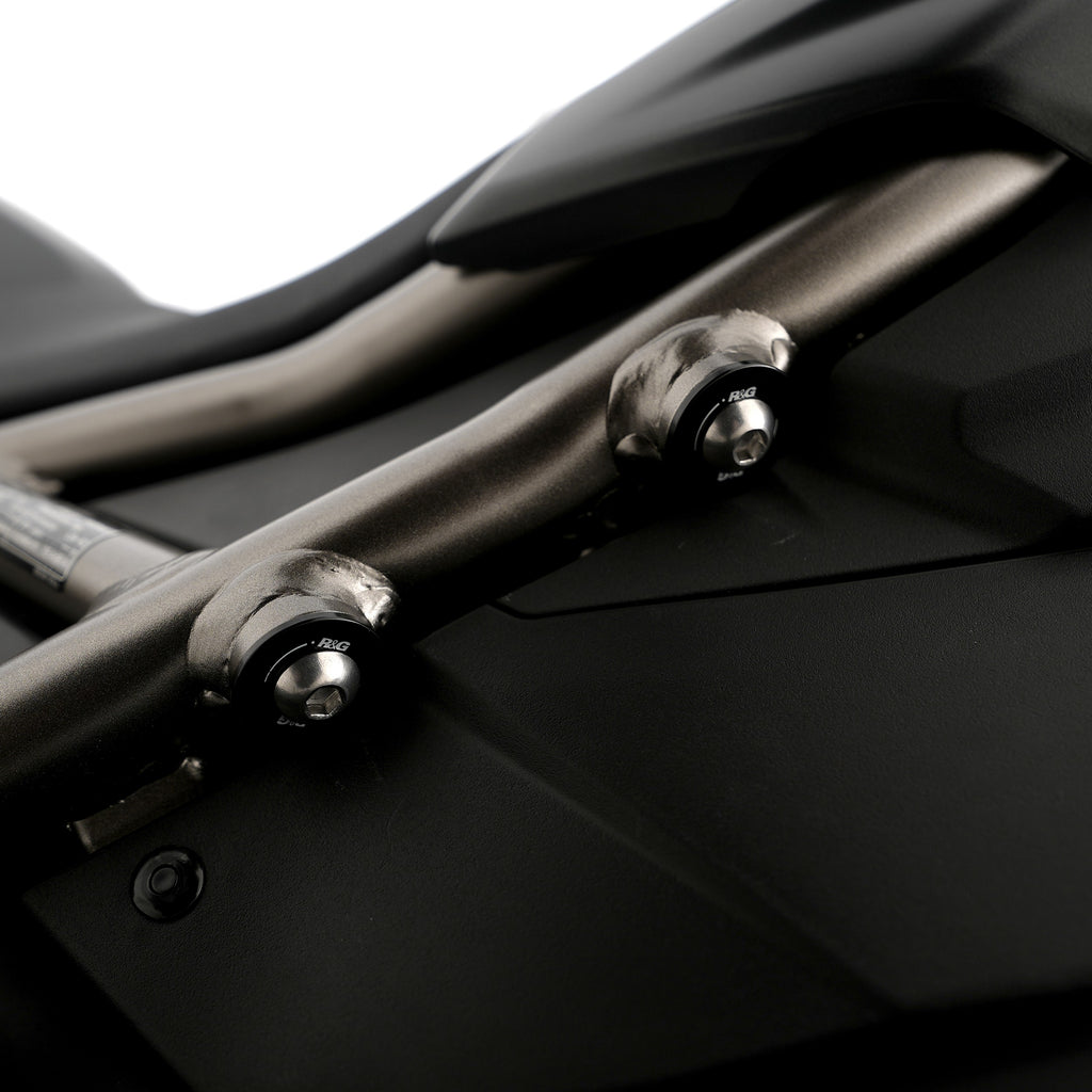 Rear Foot Rest Blanking Plates for Suzuki GSX-8S '23-, GSX-8R '24-, GSX-8TT '25- & GSX-8T '25- (PAIR)