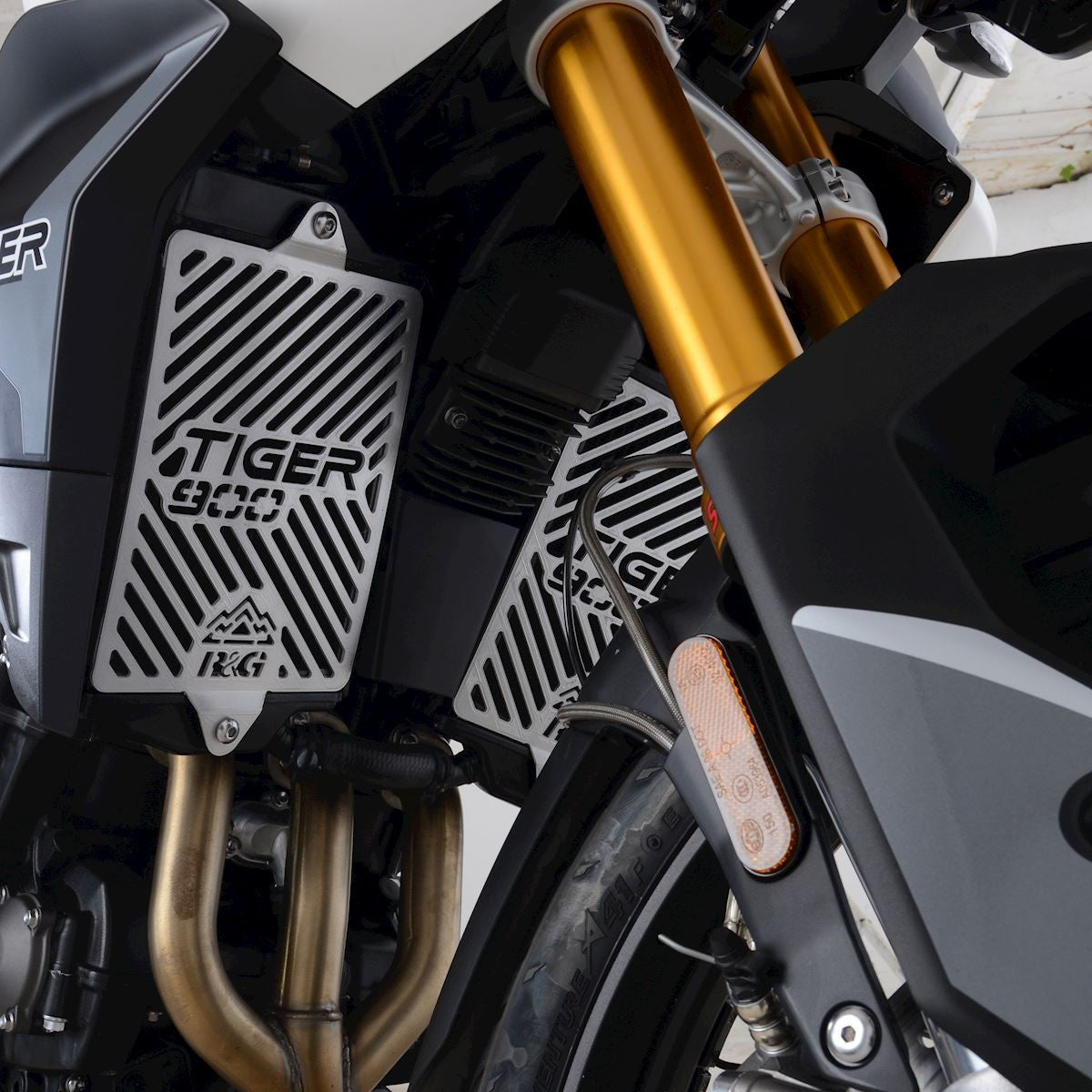 Branded Radiator Guards For Triumph Tiger 900/900Rally(PRO)/ 900GT (PRO/LOW) '20-(Pair) Main image