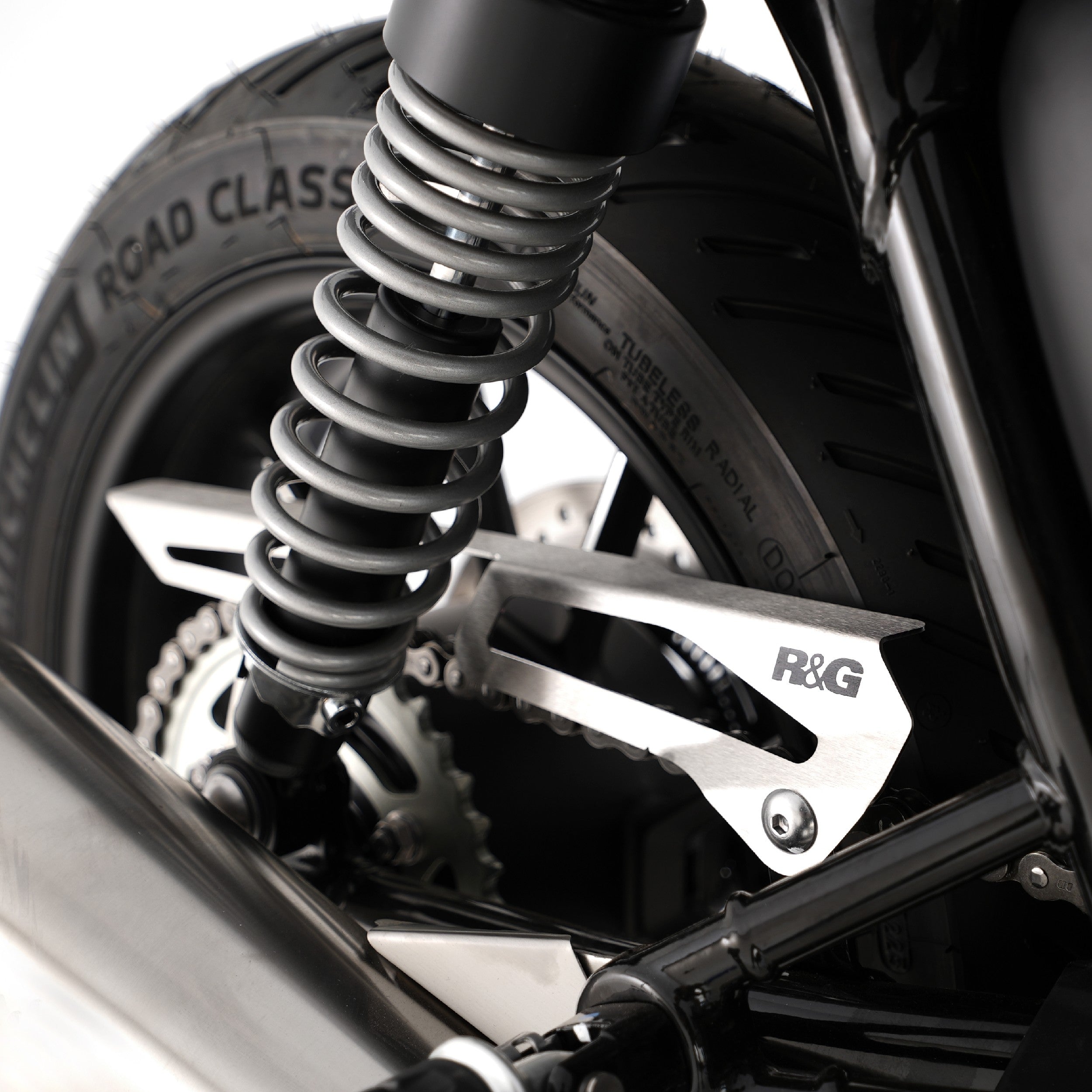 Chain Guard for Triumph Street Twin '16-, Street Cup '17-, Triumph Bonneville T-120 '16- & Speed Twin 900 '22- models. Secondary image