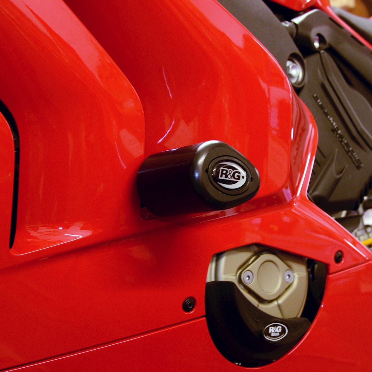 Crash Protectors - Aero Style for Ducati Panigale V4, V4S '20-'21 & V4R '20 Main image