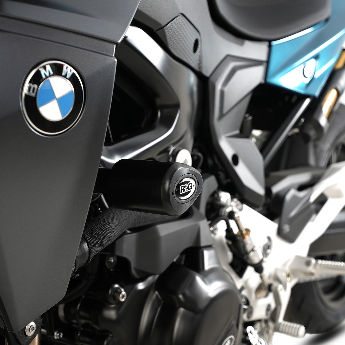 Crash Protectors - Aero Style for BMW F900 R '20- , F900 GS '24-(Front) Main image