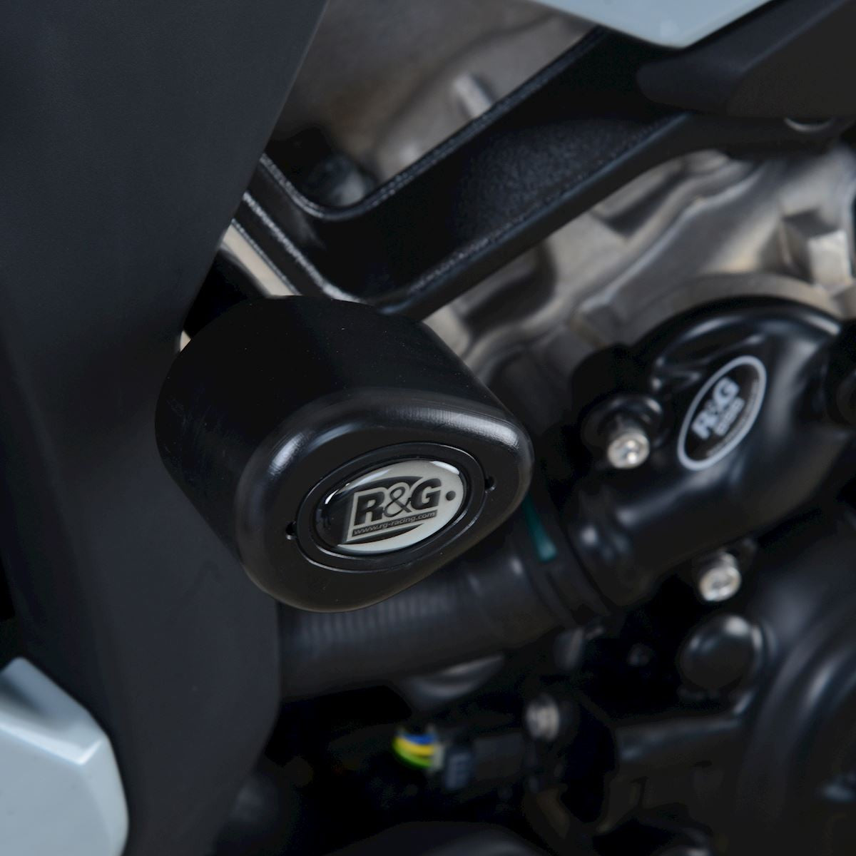 Crash Protectors - Aero Style for BMW S1000XR '20- '23 Main image