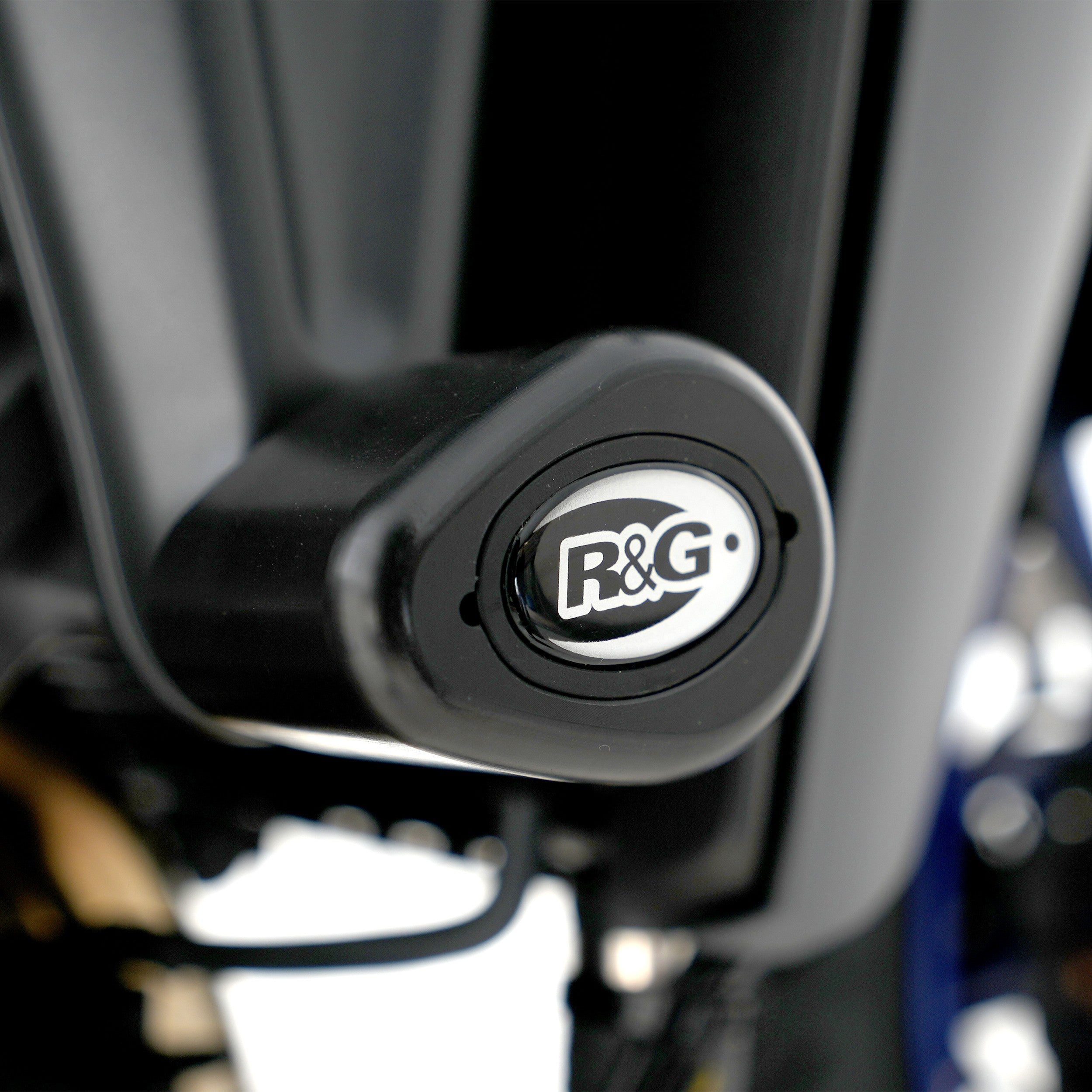 Crash Protectors- Aero Style for Yamaha MT-09 (SP) '21-,Tracer 9 '21- '24, Tracer 9 GT '21- (GT Plus) '25-, XSR900 '22- '24 & MT-09 '24-