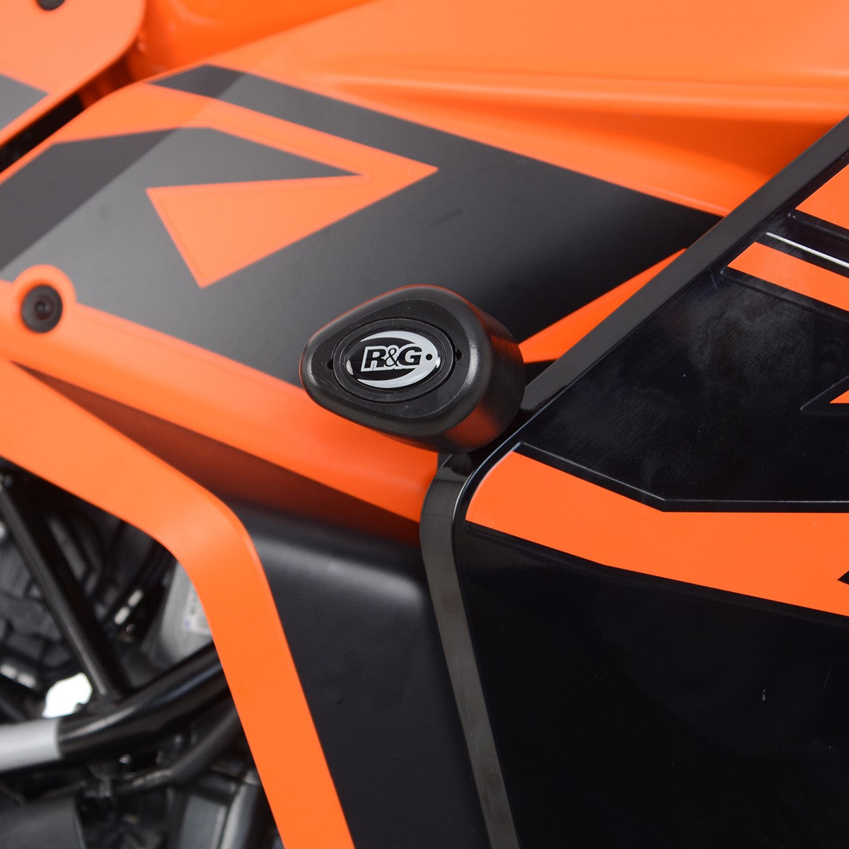 Crash Protectors - Aero Style for KTM RC 390 '22-/ RC 200 '22-/ RC 125 '22- (No-Cut) Main image