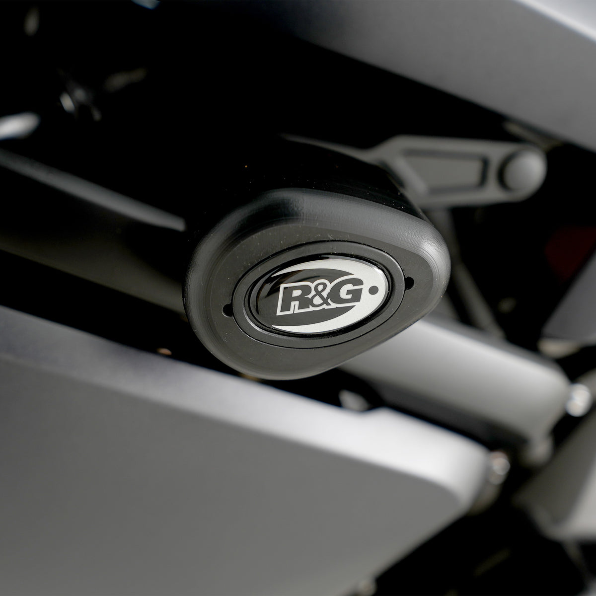 Crash Protectors - Aero Style for Triumph Daytona 660 '24-