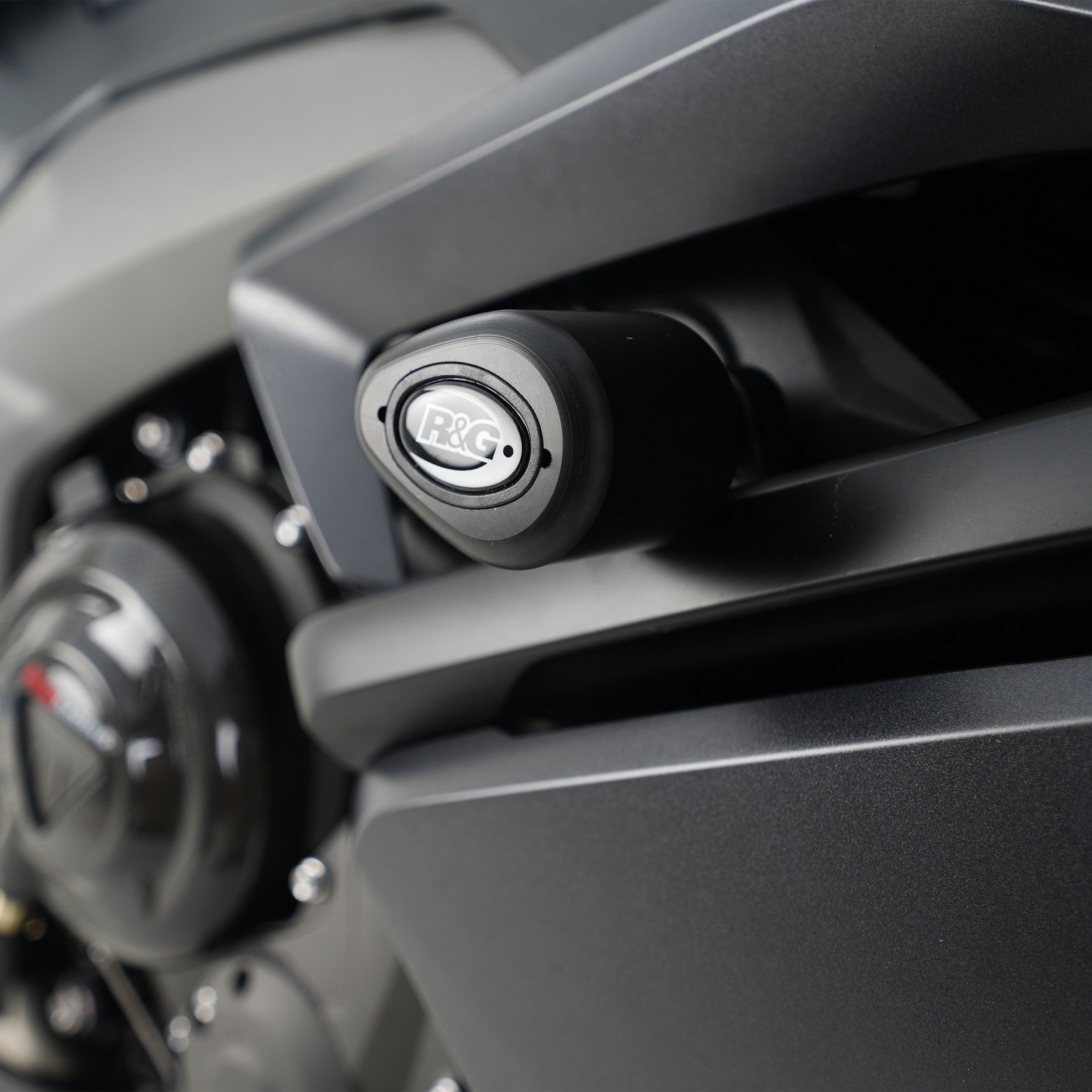 Crash Protectors - Aero Style for Triumph Daytona 660 '24-