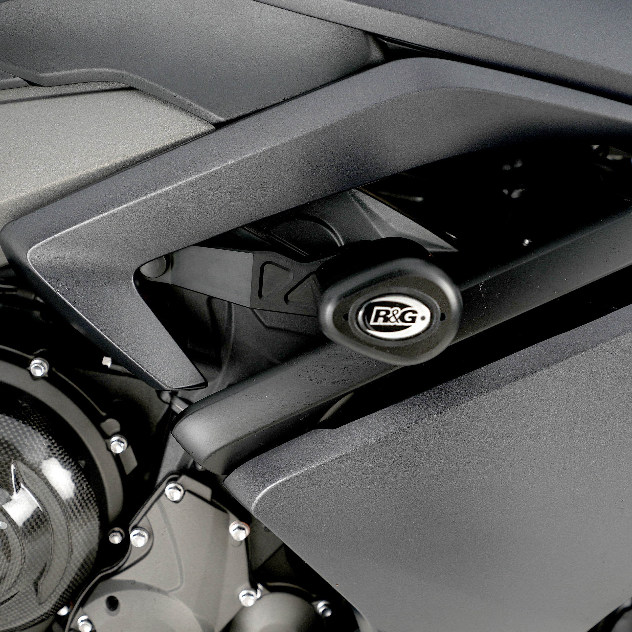 Crash Protectors - Aero Style for Triumph Daytona 660 '24-