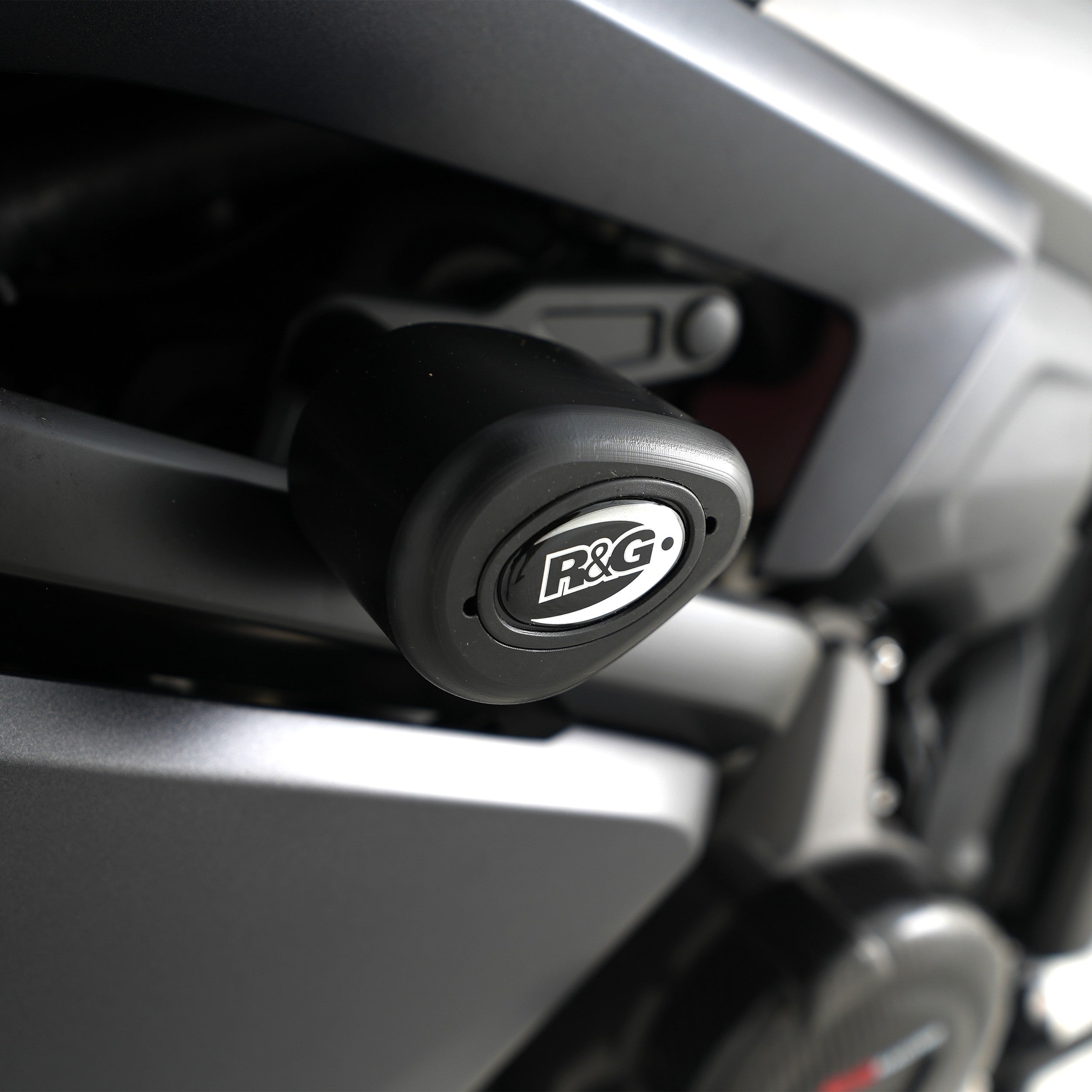 Crash Protectors - Aero Style for Triumph Daytona 660 '24-