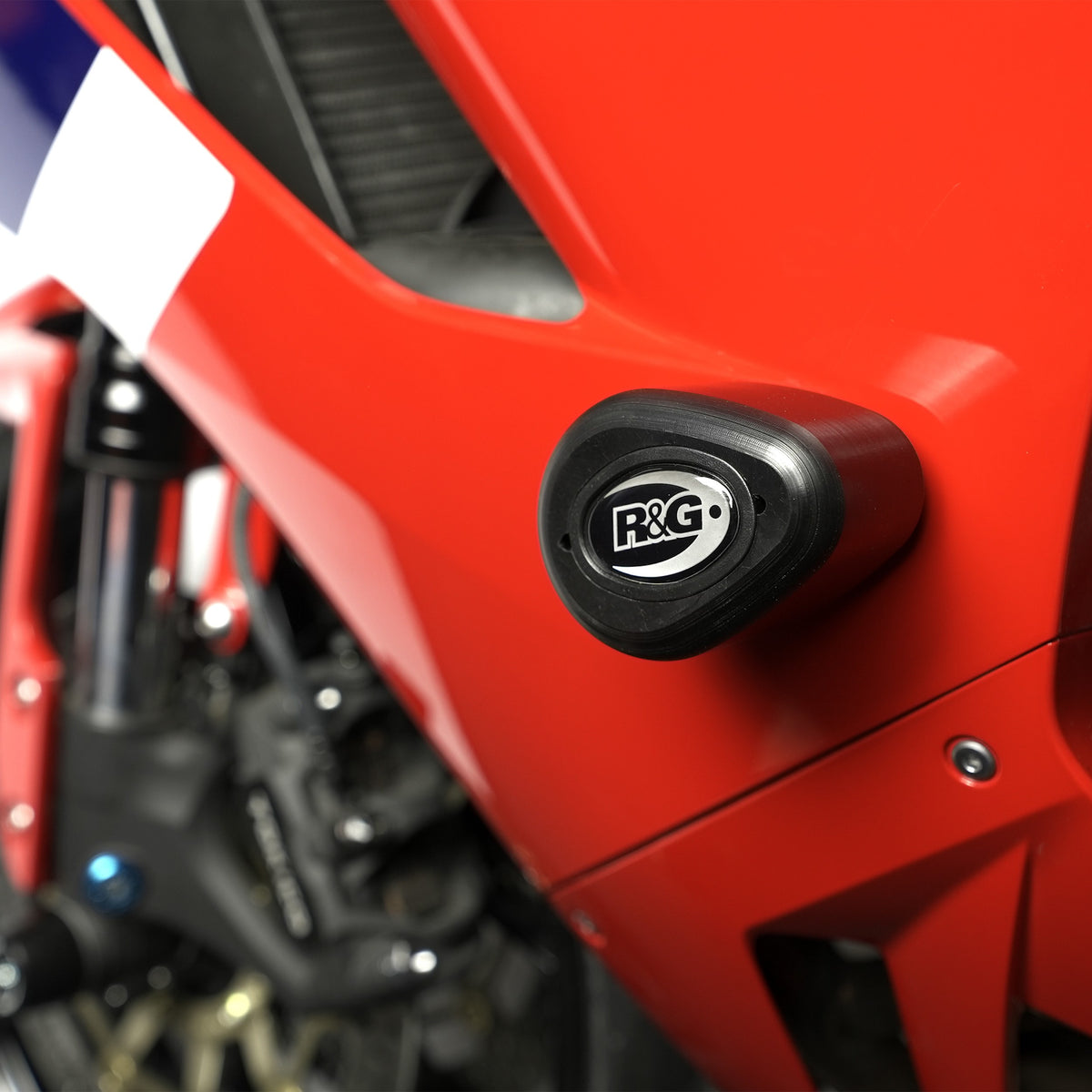Crash Protectors - Aero Style for Honda CBR600RR '24-  DRILL KIT Main image