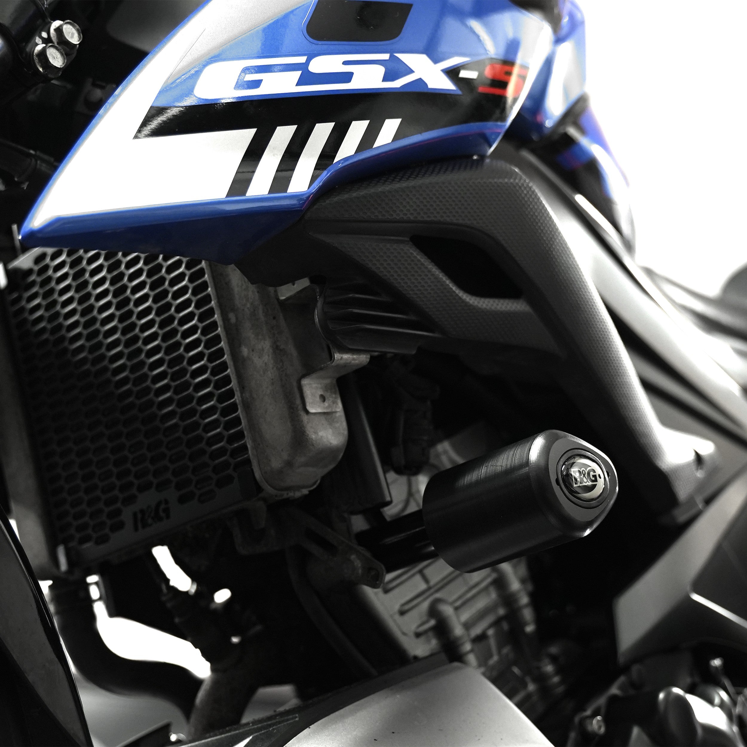 Crash Protectors - Aero Style for Suzuki GSX-S 125 '20- (non-drill) Secondary image