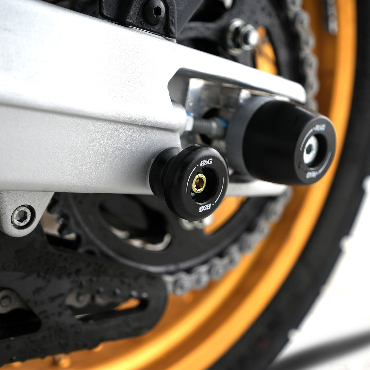 Cotton Reels for Ducati Panigale 959 '16-, Aprilia RS660 '21-, RS660 Factory '22-,Tuono 660 '21-,Tuareg 660 '22-24, Tuono 660 Factory '22-,Tuareg 660 Rally '25-, Yamaha 700 Tenere '25-,Tracer 7(GT) '25-,Tenere World Rally(T7) '23-,YZF-R125 '19-,Yamah