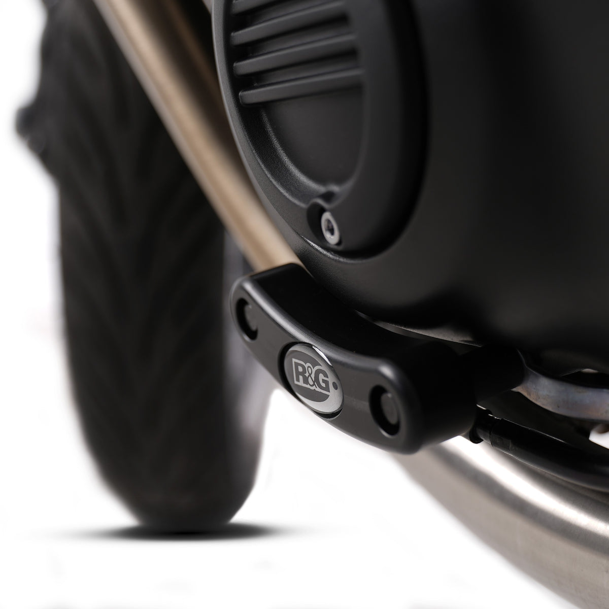Engine Case Slider for Triumph Street Twin, Thruxton 1200R '16-, Speed Twin 1200 '19-, Scrambler 900 '23- & Speed Twin 900 '22- models (LHS)