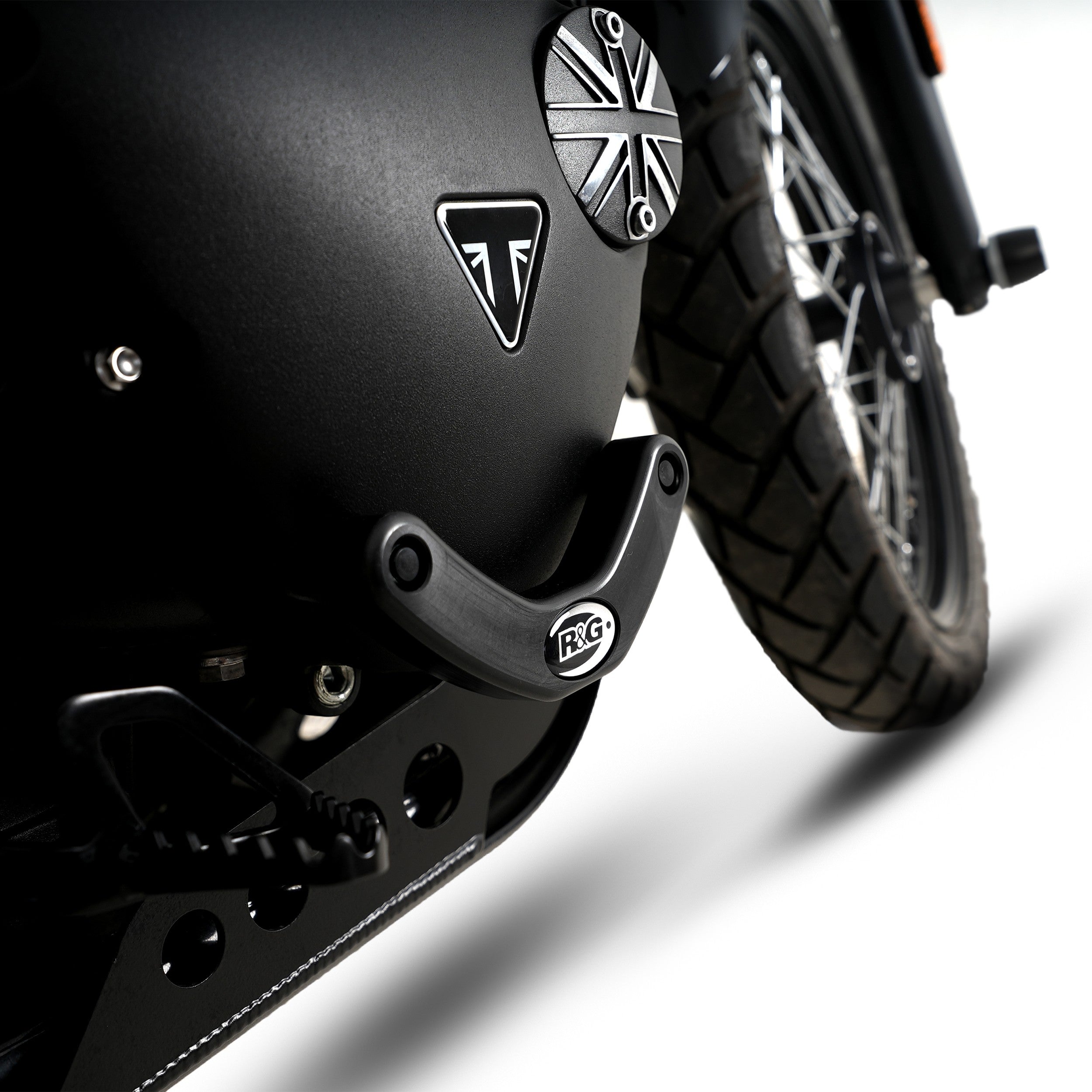 Engine Case Slider for Triumph Street Twin, Thruxton 1200/R '16-, Speed Twin 1200 '19-, Scrambler 1200 XC/XE '19-, Scrambler 900 '23- & Speed Twin 900 '22- models (RHS)