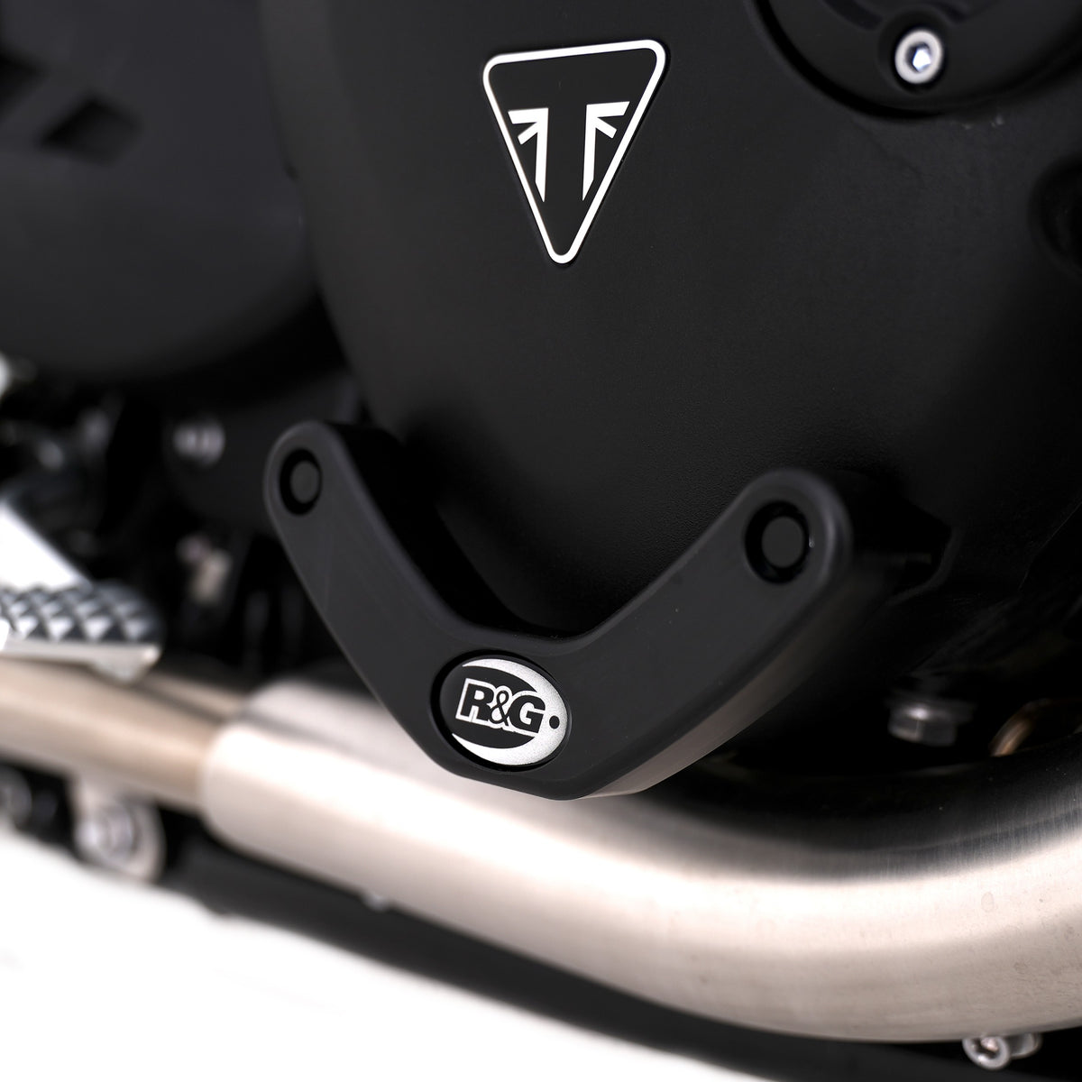 Engine Case Slider for Triumph Street Twin, Thruxton 1200/R '16-, Speed Twin 1200 '19-, Scrambler 1200 XC/XE '19-, Scrambler 900 '23- & Speed Twin 900 '22- models (RHS)