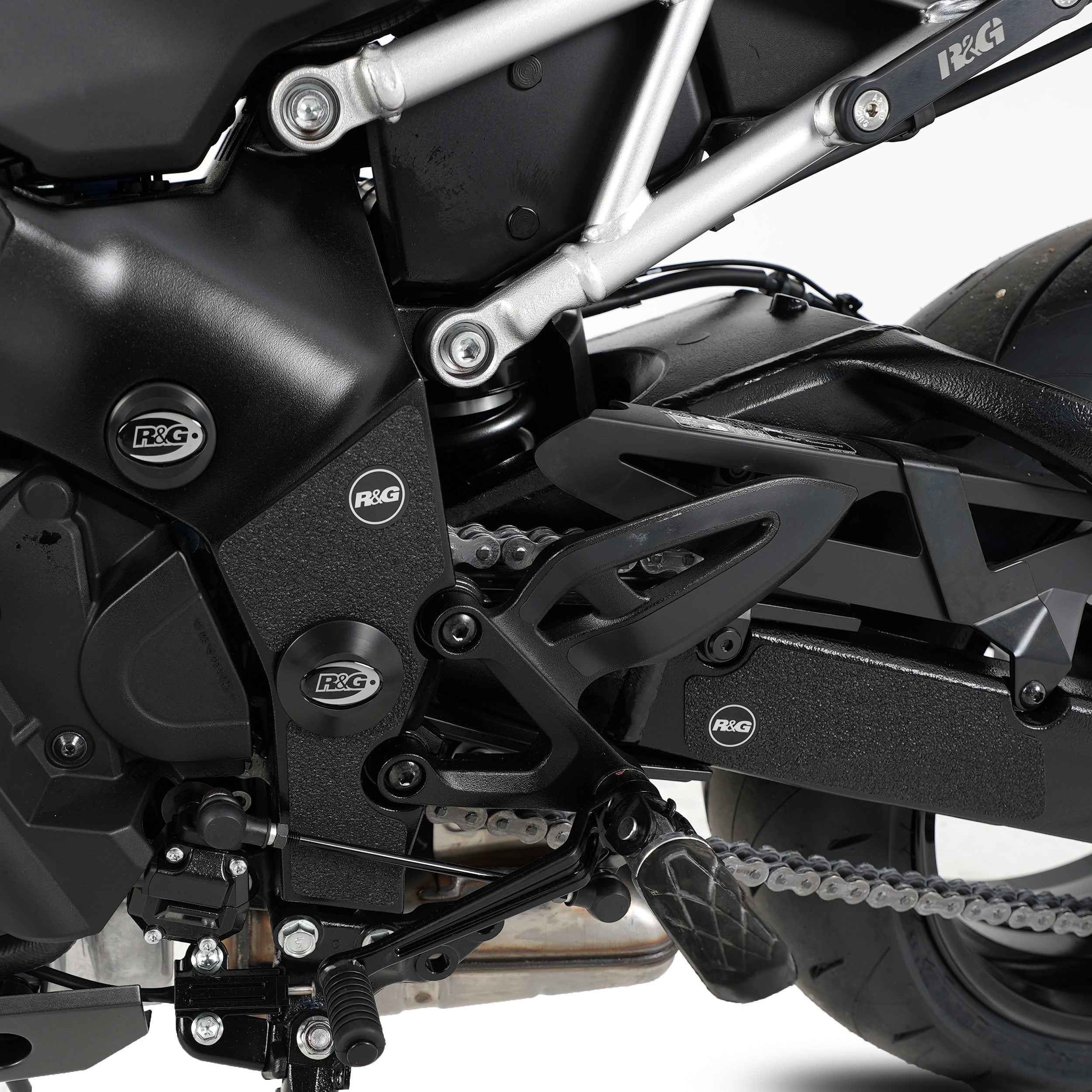 R&G Boot Guard Kit for Suzuki GSX-S1000 '21- & GSX-S1000 GT '22-, SUZUKI GSX-S1000 GX '24-