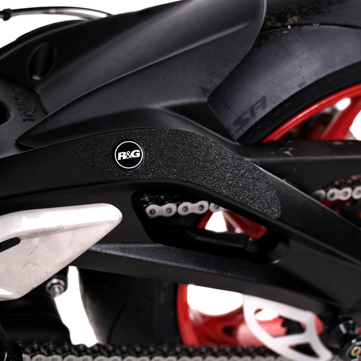 R&G Boot Guard Kit for Triumph Street Triple R/RS 765 '17-/ Street Triple S 765 '17- '20 & Street Triple 765 RX '26-