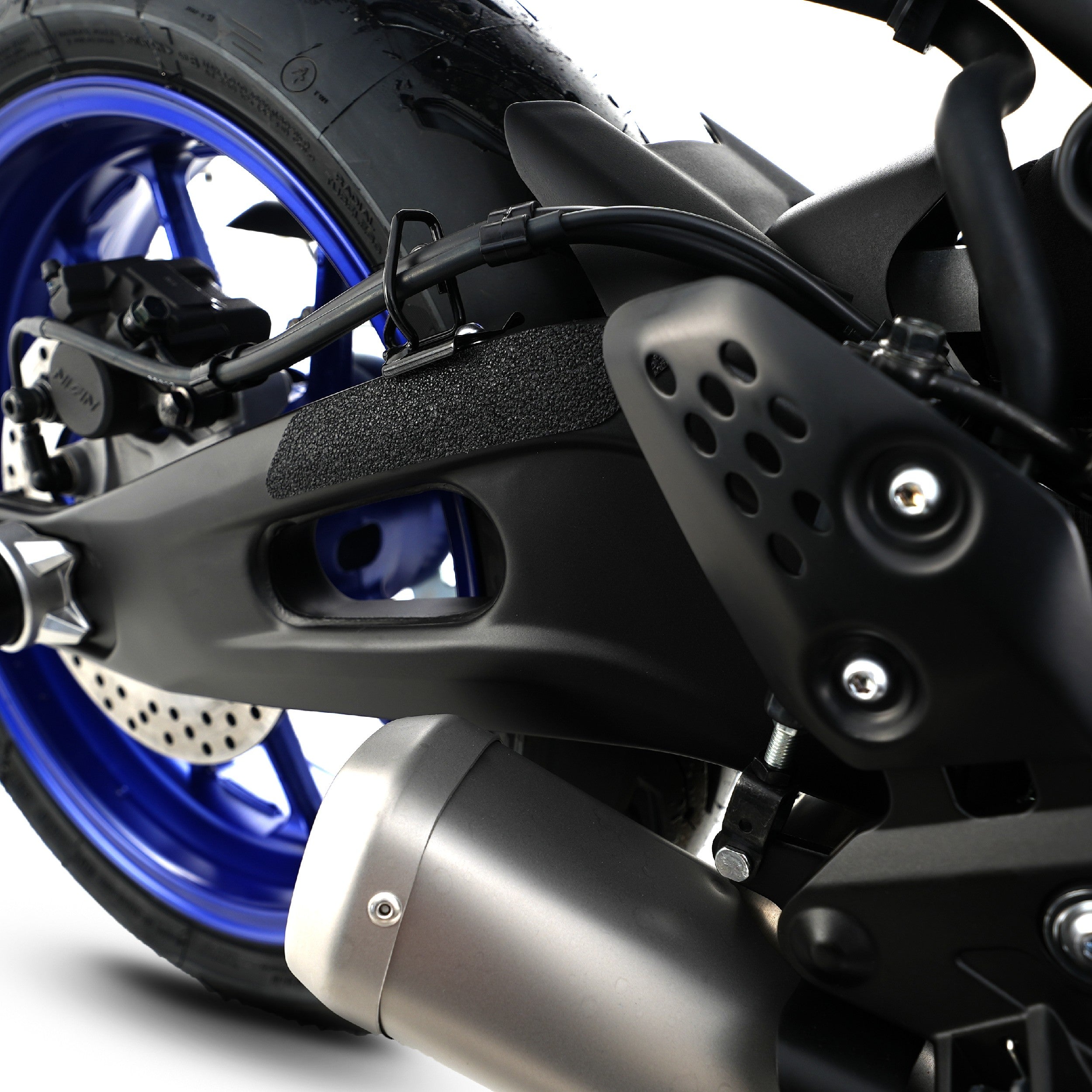 R&G Boot Guard Kit for Yamaha MT-07 (FZ-07) '14- '24, XSR700 '16- & R7 '22- models