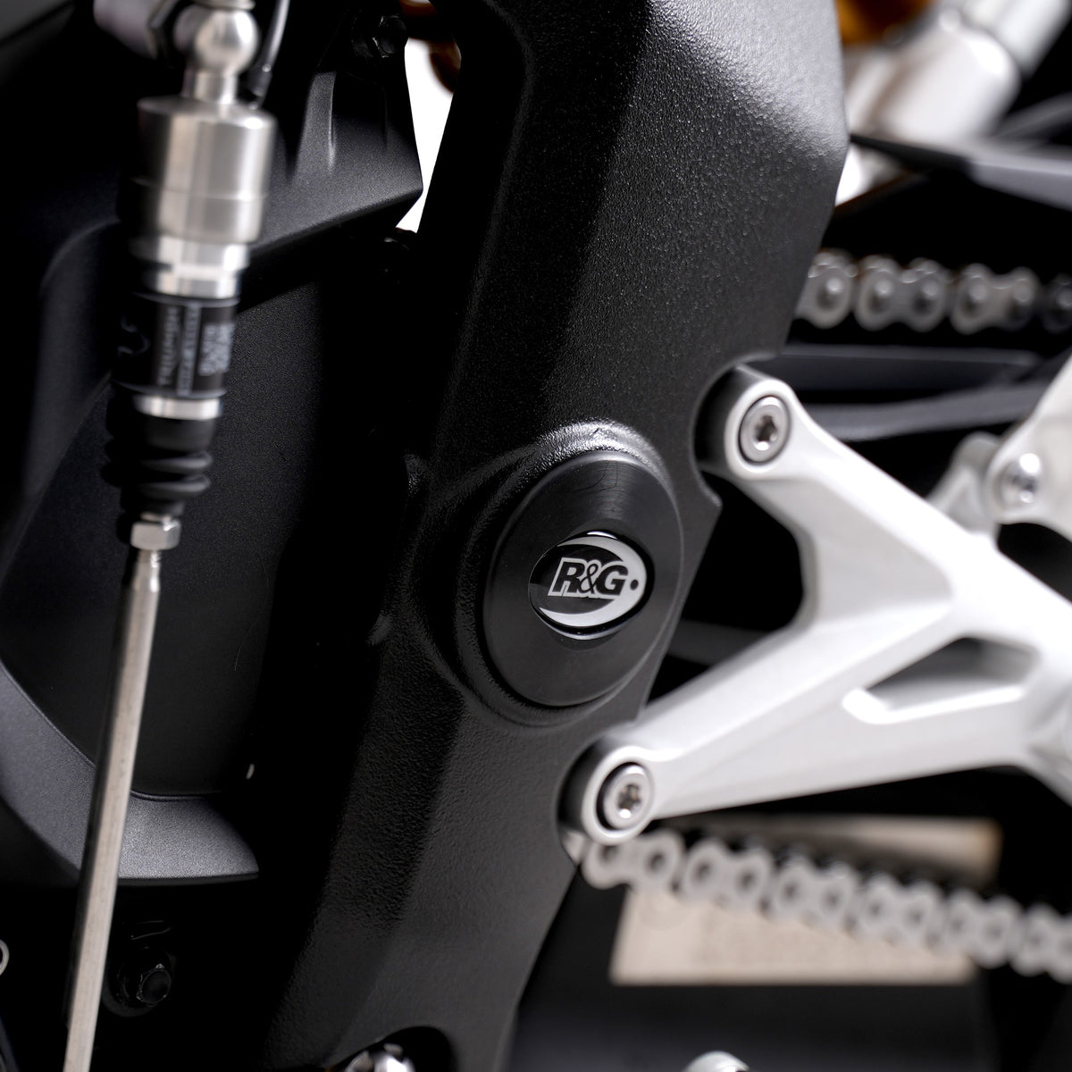 Frame Plug for BMW S1000XR '15-'19 & Triumph Speed Triple 1200 RS '21-, Speed Triple 1200RR '22- & Speed Triple 1200RX '25- (LHS)