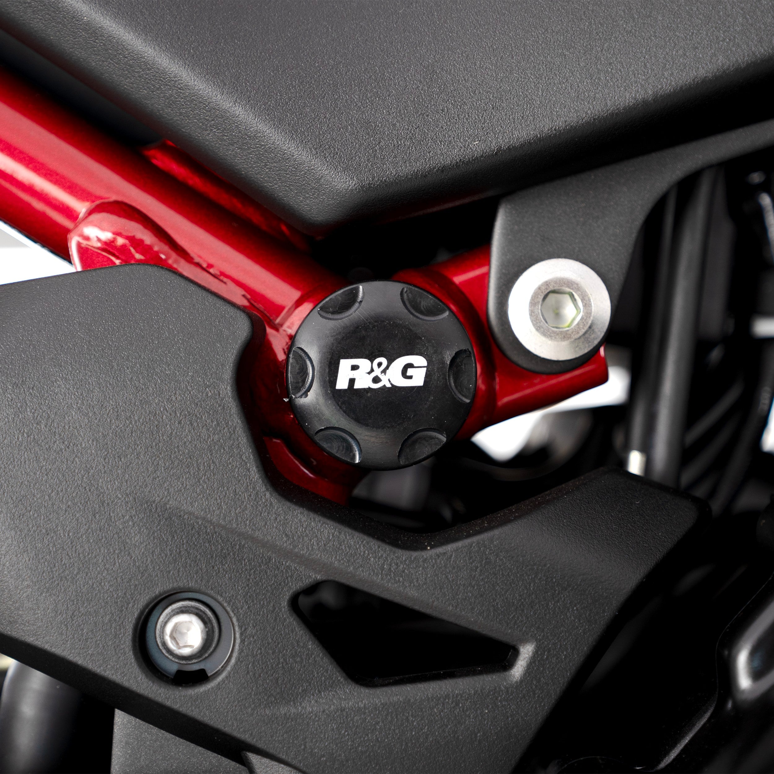 Frame Plug for Kawasaki  Ninja 7 Hybrid HEV / Z 7 Hybrid HEV  '24-, Ninja 400/250 '18-, Z500 (Ninja) '24-,  Z400/ Z250 '19- & Benelli TNT 125 '17- (RHS or LHS)