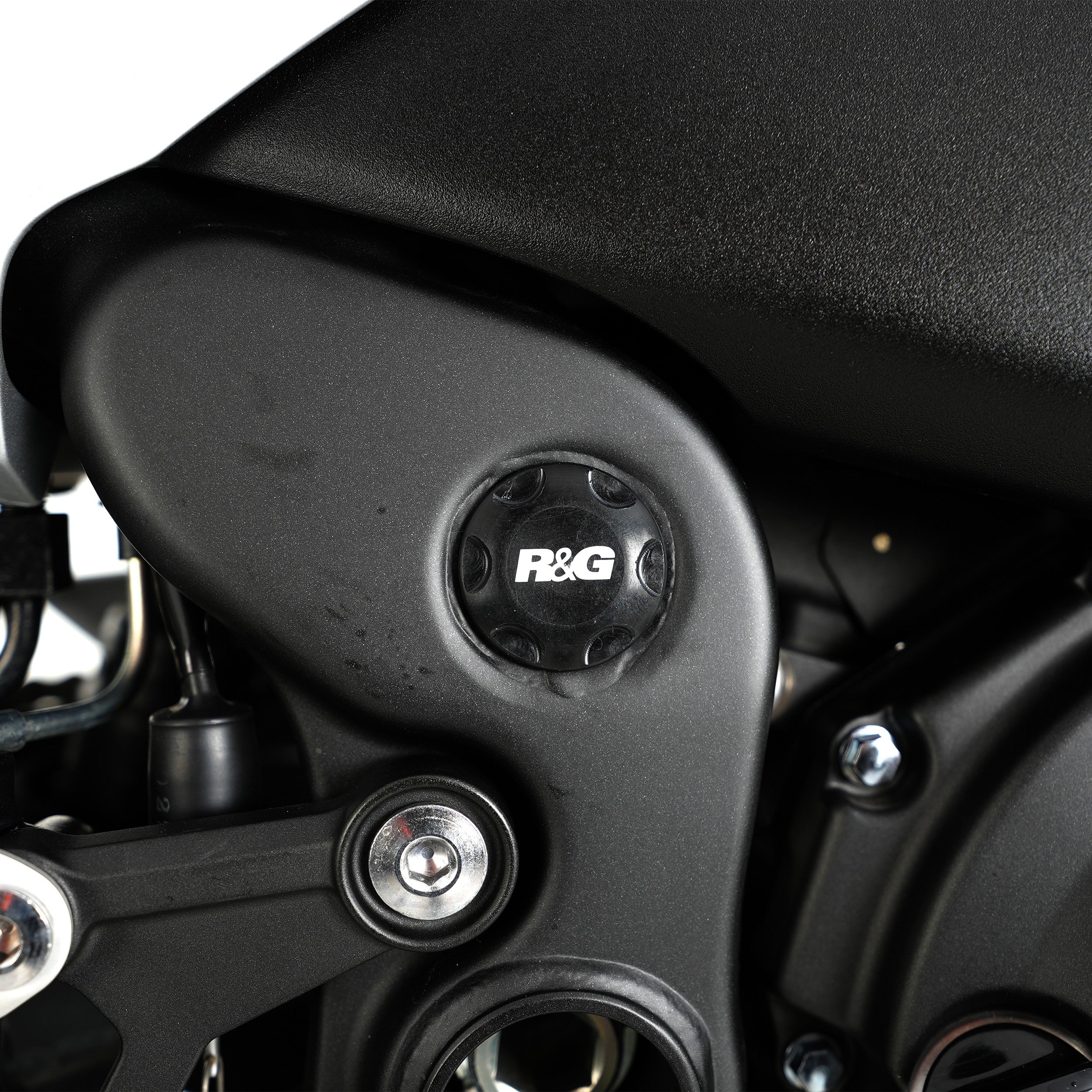Frame Plug for Kawasaki  Ninja 7 Hybrid HEV / Z 7 Hybrid HEV  '24-, Ninja 400/250 '18-, Z500 (Ninja) '24-,  Z400/ Z250 '19- & Benelli TNT 125 '17- (RHS or LHS)