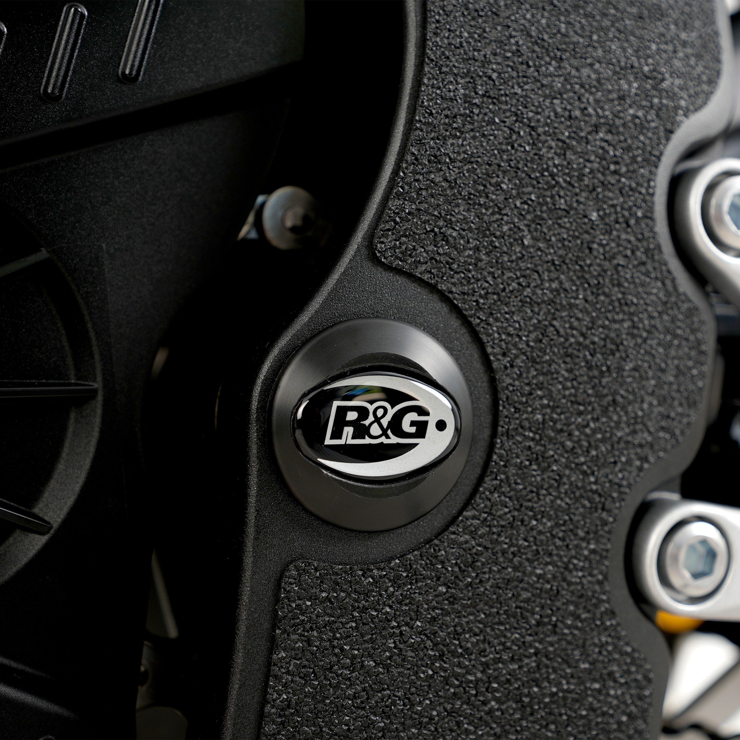 Frame Plug for BMW S1000RR '19- & S1000R '21- / Sport/  M Sport '21- '24, M1000RR '21- '24, M1000XR '24- & M1000R '23- '24(LHS) & Honda CBR1000RR-R Fireblade & Fireblade SP '20- (RHS)