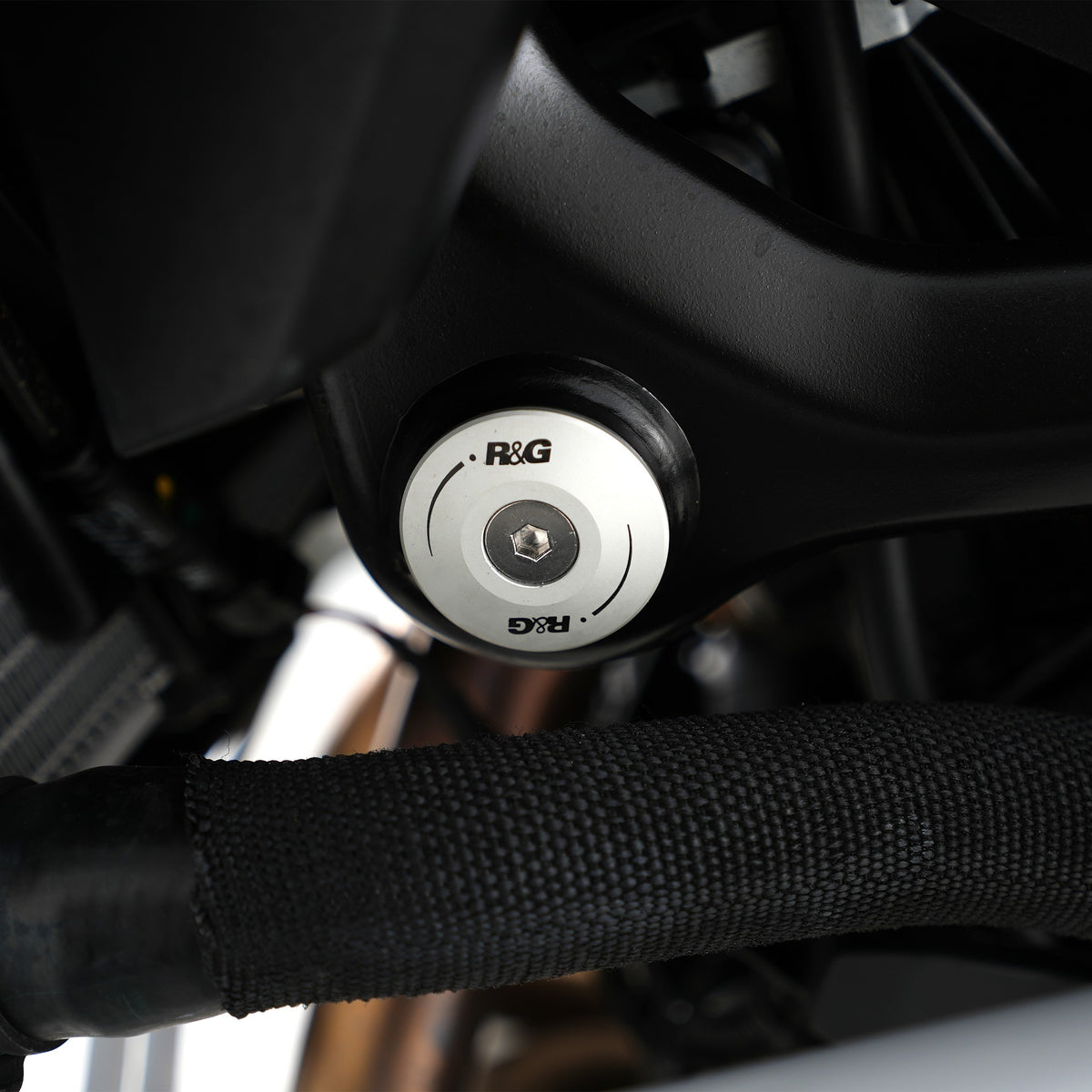 Frame Plug for BMW F850GS '22-25/ F900R '20-/ F850GSA '19-25, F900GS '24- (LHS)