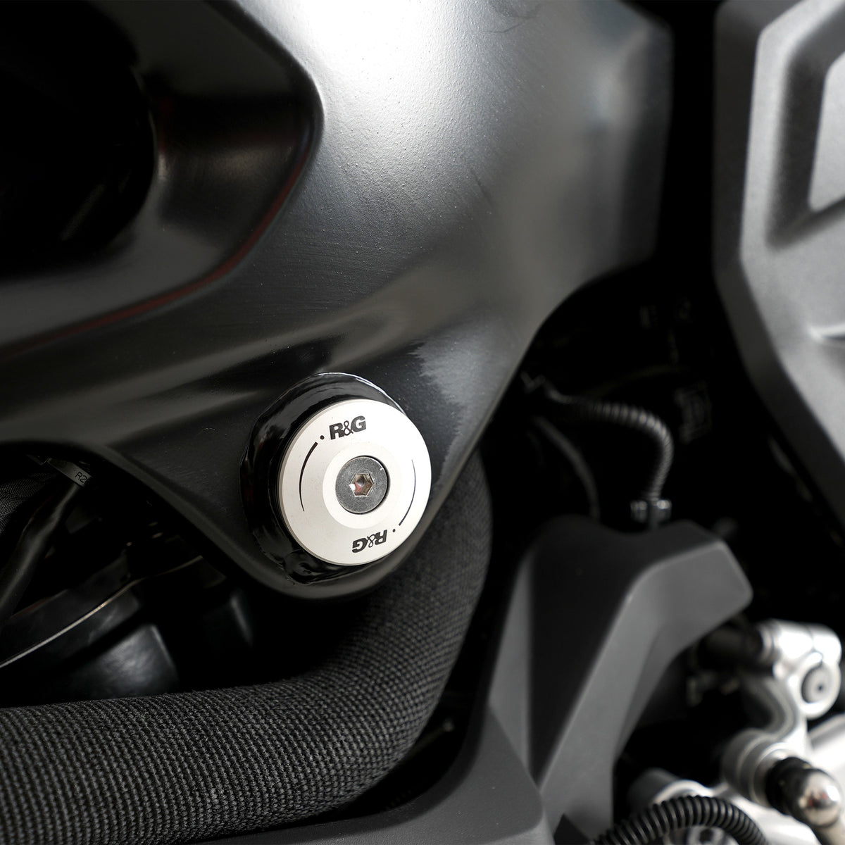 Frame Plug for BMW F850GS '22-25/ F900R '20-/ F850GSA '19-25, F900GS '24- (LHS)