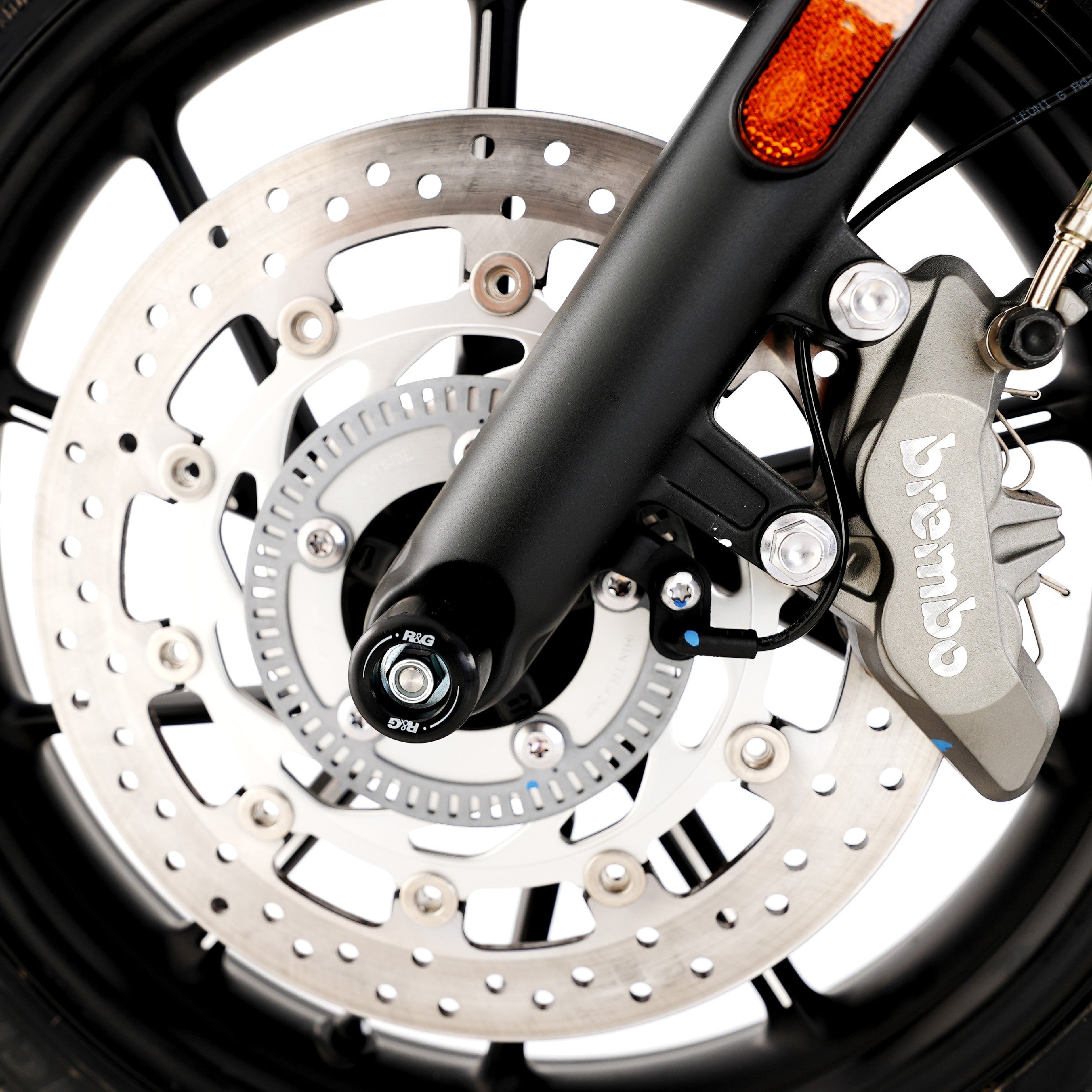 Fork Protectors for the Triumph Street Twin '16-, Speed Twin 900 '22- '24 & Bonneville Bobber 2017. Secondary image