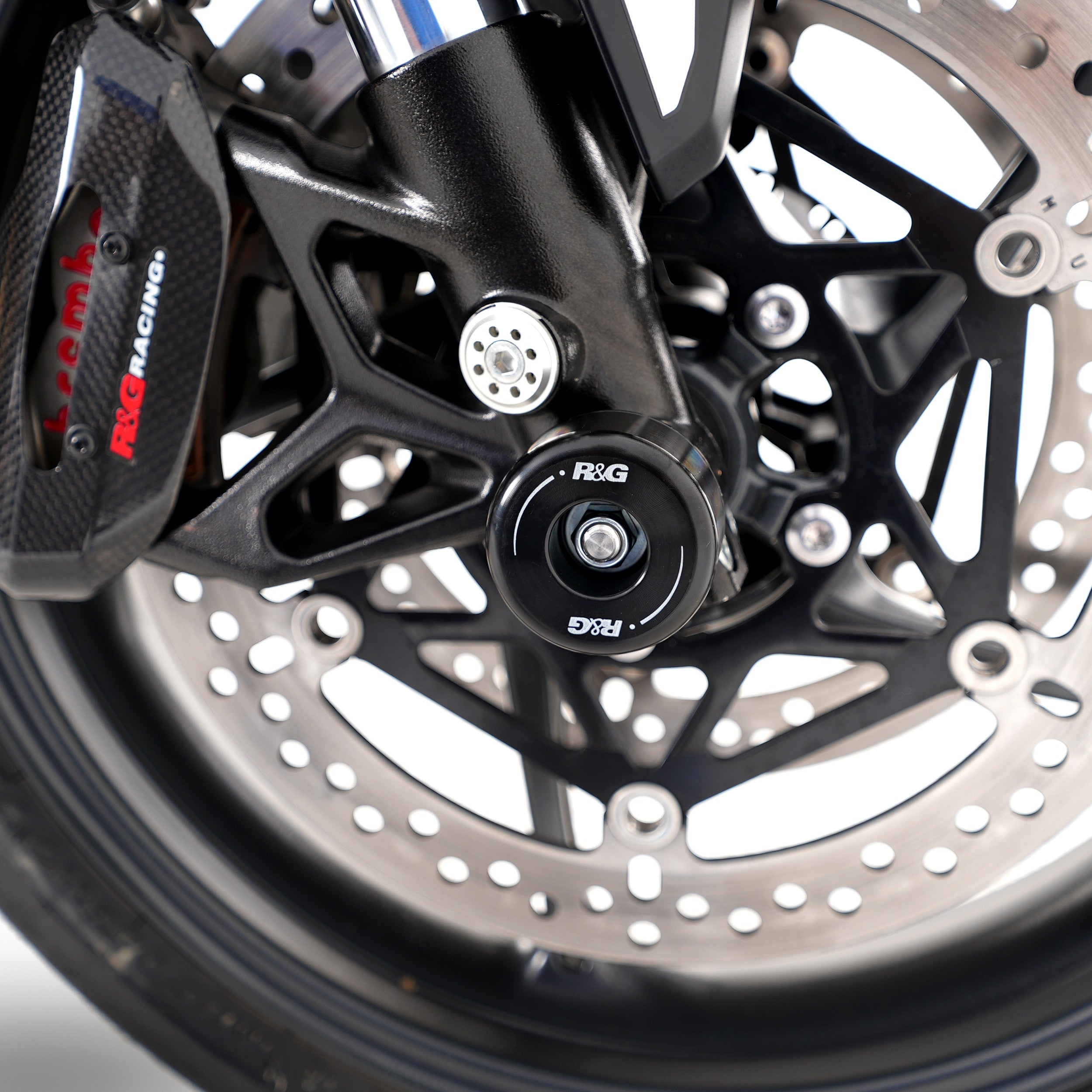 Fork Protectors for the Triumph Daytona 675 '13-, Daytona 660 '24-, Street Triple RX '15-, Street Triple R/RS 765 '17-/ Street Triple S 765 '17- '20, Street Triple 765 RX '26-,  Daytona Moto2™ 765 '20- '24, Trident 660 '21- ,Tiger Sport 800 '25- & Ti