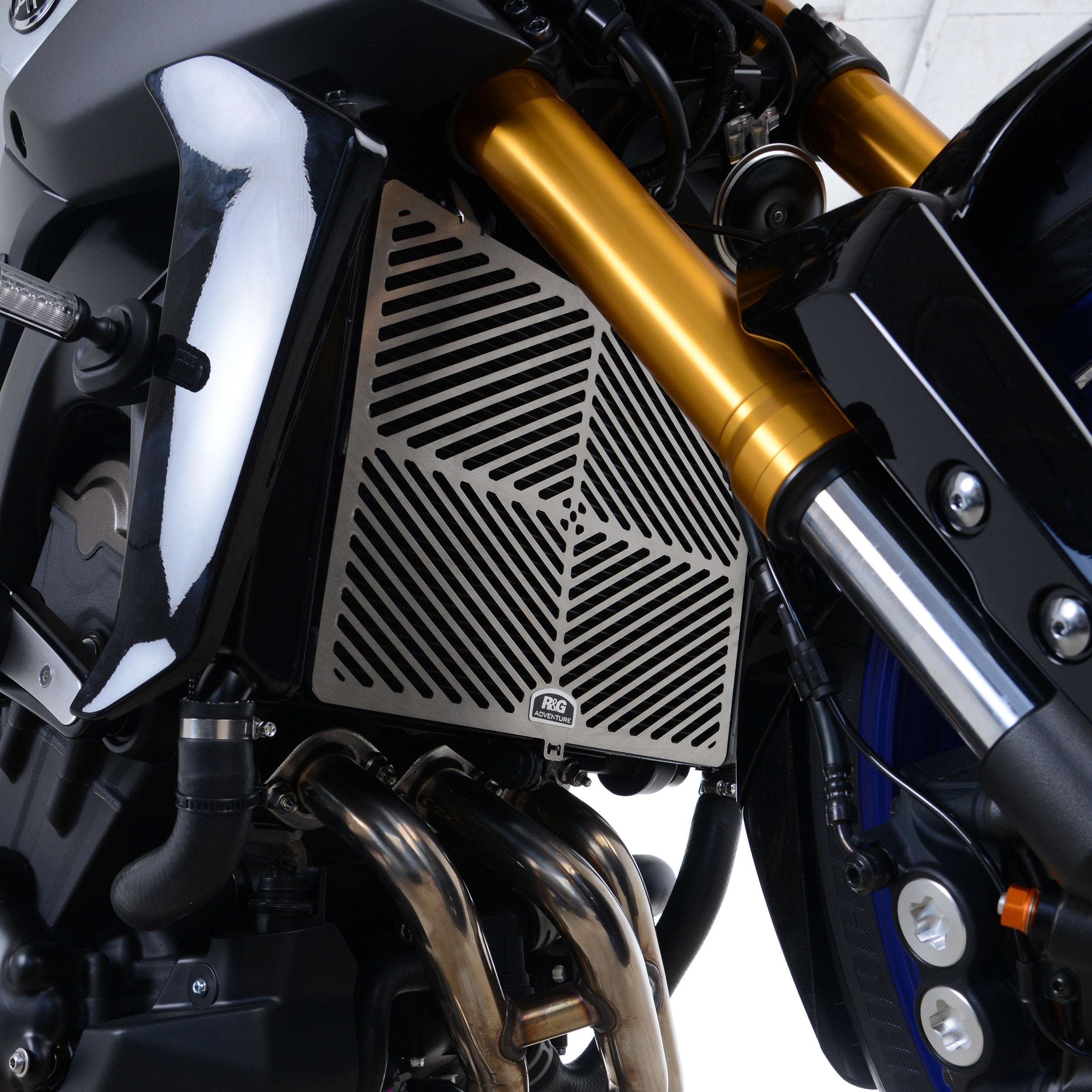 Stainless Steel Radiator Guard for Yamaha MT-09 '17-'20 (FZ-09), SP '18-'20 & Tracer 900 GT '18-'20 models. Secondary image