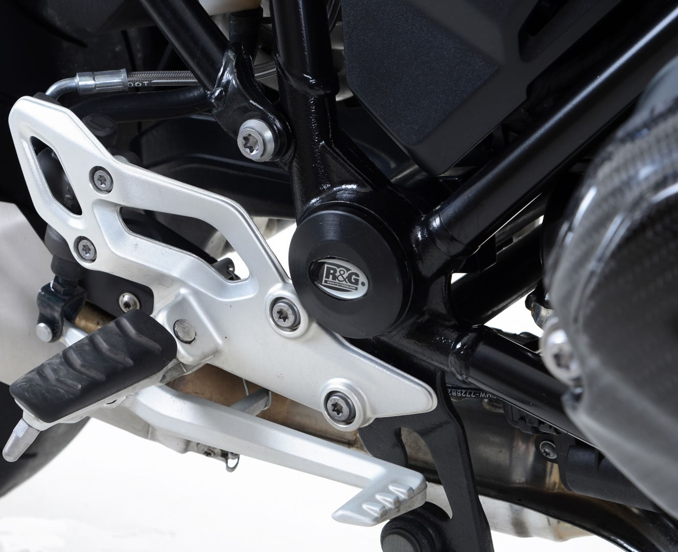 Frame Plug Kit for BMW R1200R, R1200RS '15- & R1250RS SE '24-25.