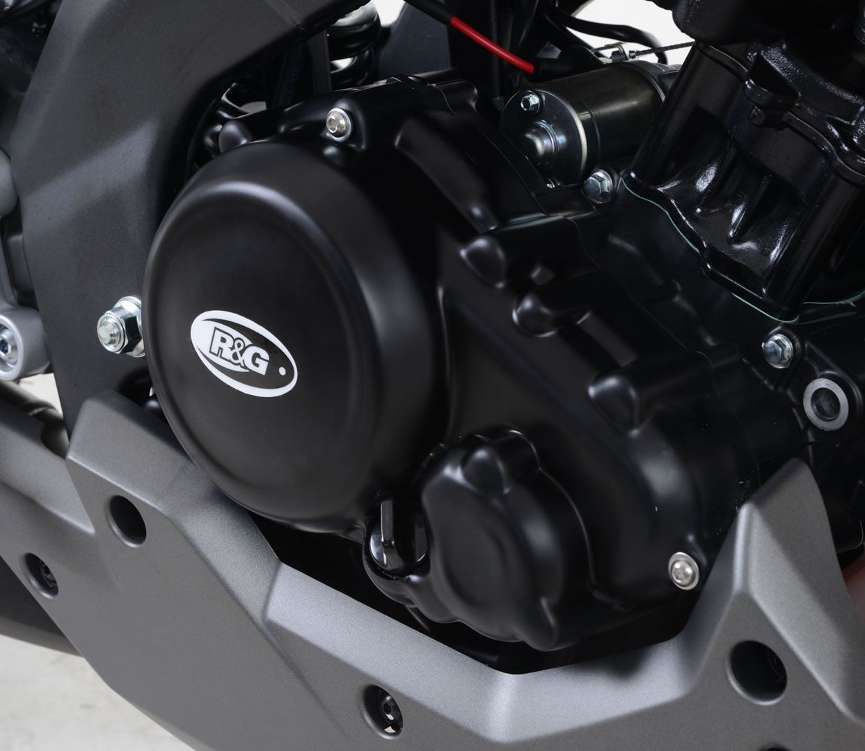 Engine Case Covers for Yamaha YZF-R125 '14-'22 & MT-125 '14-'18 Secondary image
