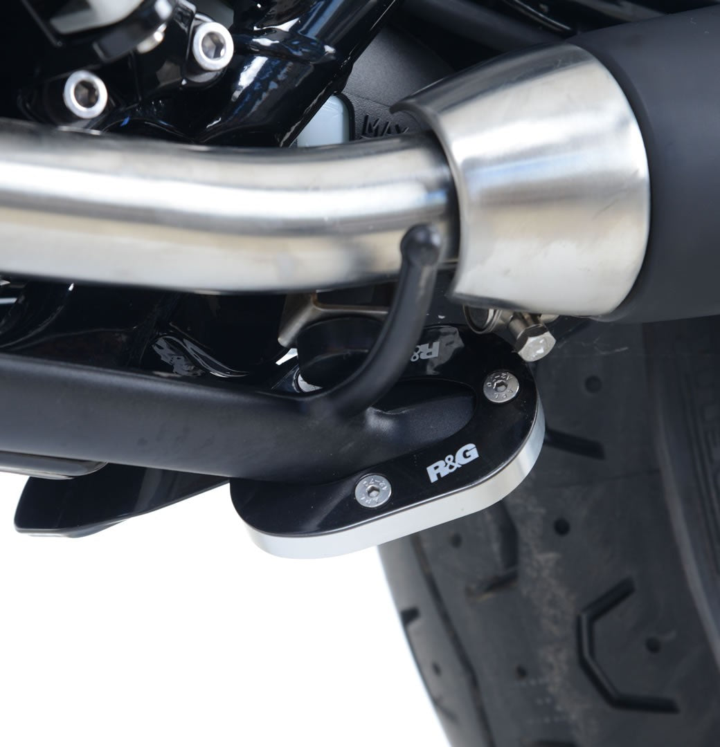 Kickstand Shoe for Triumph Street Twin '16-, Triumph Street Cup '17- & Speed Twin 900 '22- models.