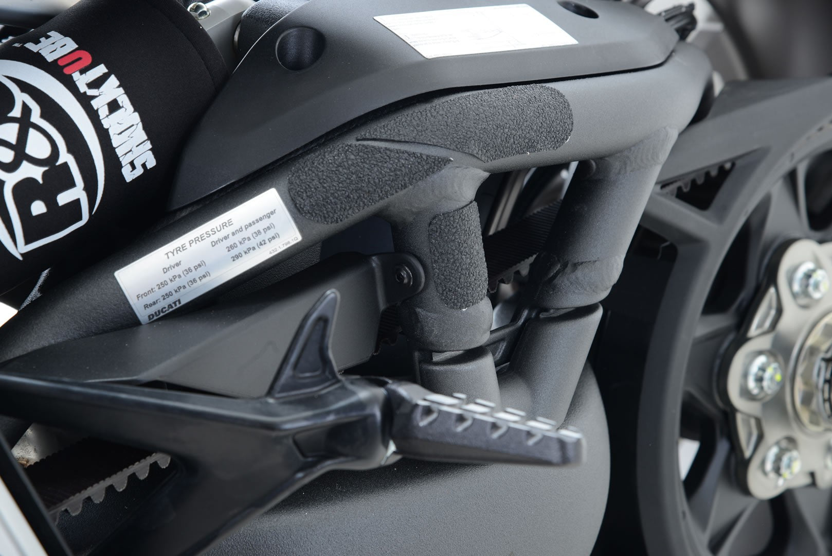 R&G Boot Guard Kit for Ducati XDiavel, XDiavel S '16-