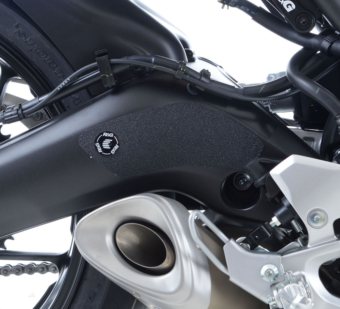 R&G Boot Guard Kit for Yamaha MT-09 '13-'20 (FZ-09) (FJ-09) ,SP '18-'20 & Tracer 900GT '18-'20, XSR900 '16-'21 model.