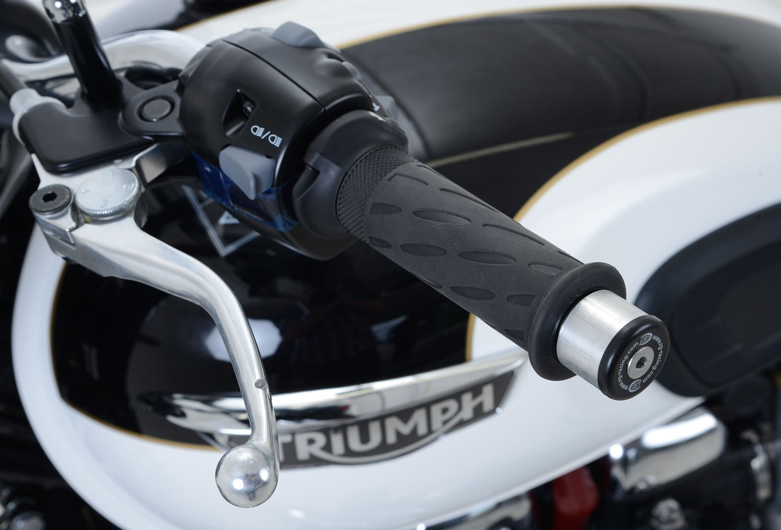 Bar End Sliders for the Triumph Bonneville T120 '16- and Triumph Bonneville Bobber '17-'20