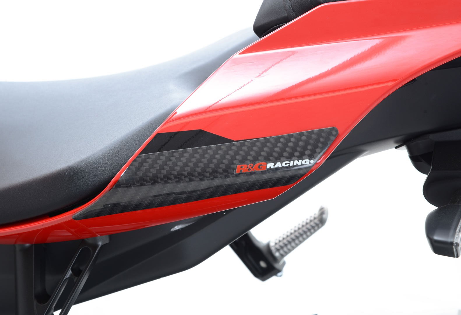 Tail Sliders for the Yamaha YZF-R1 '15-/R1M '15-'19 Secondary image
