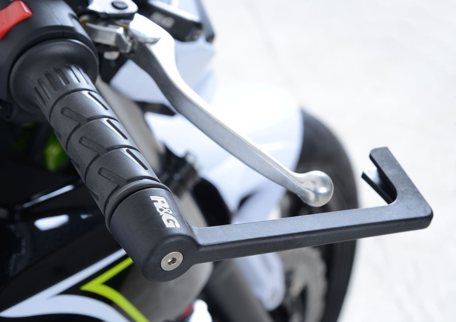 Moulded Lever Guard for Kawasaki Z650 '17-, Versys-X 300 '17-, Ninja 650 '17- '24 and  Ninja 7 Hybrid/HEV '24-