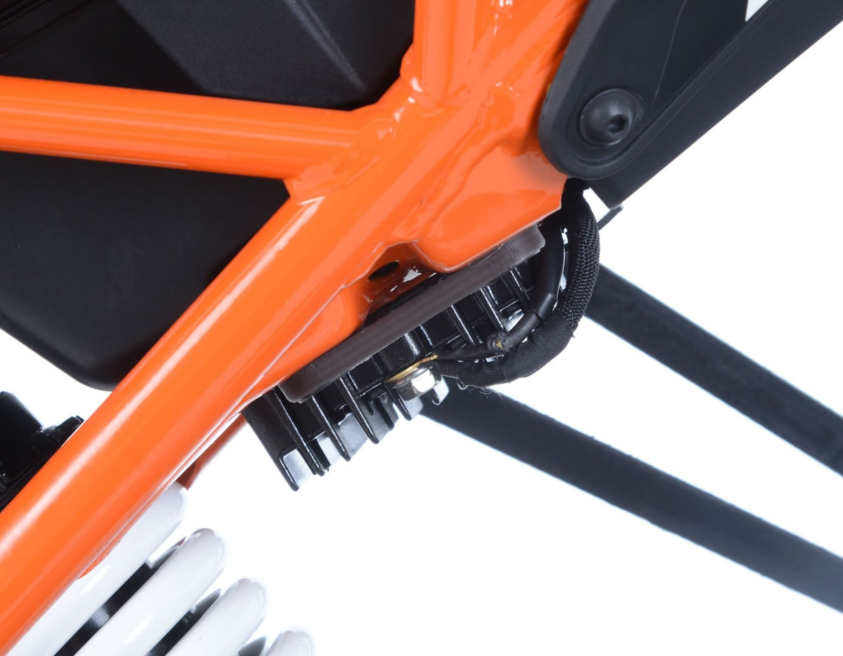Exhaust Hanger & Blanking Plate Kit for the KTM Duke 125 '17-'23 models