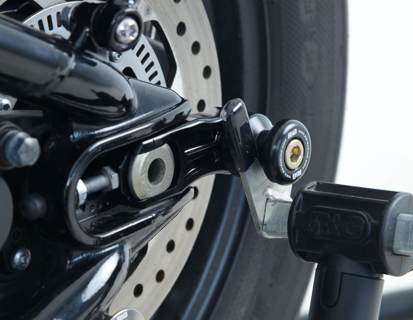 Offset Cotton Reels for Triumph Bonneville Bobber '17- & Street Cup '17- Secondary image