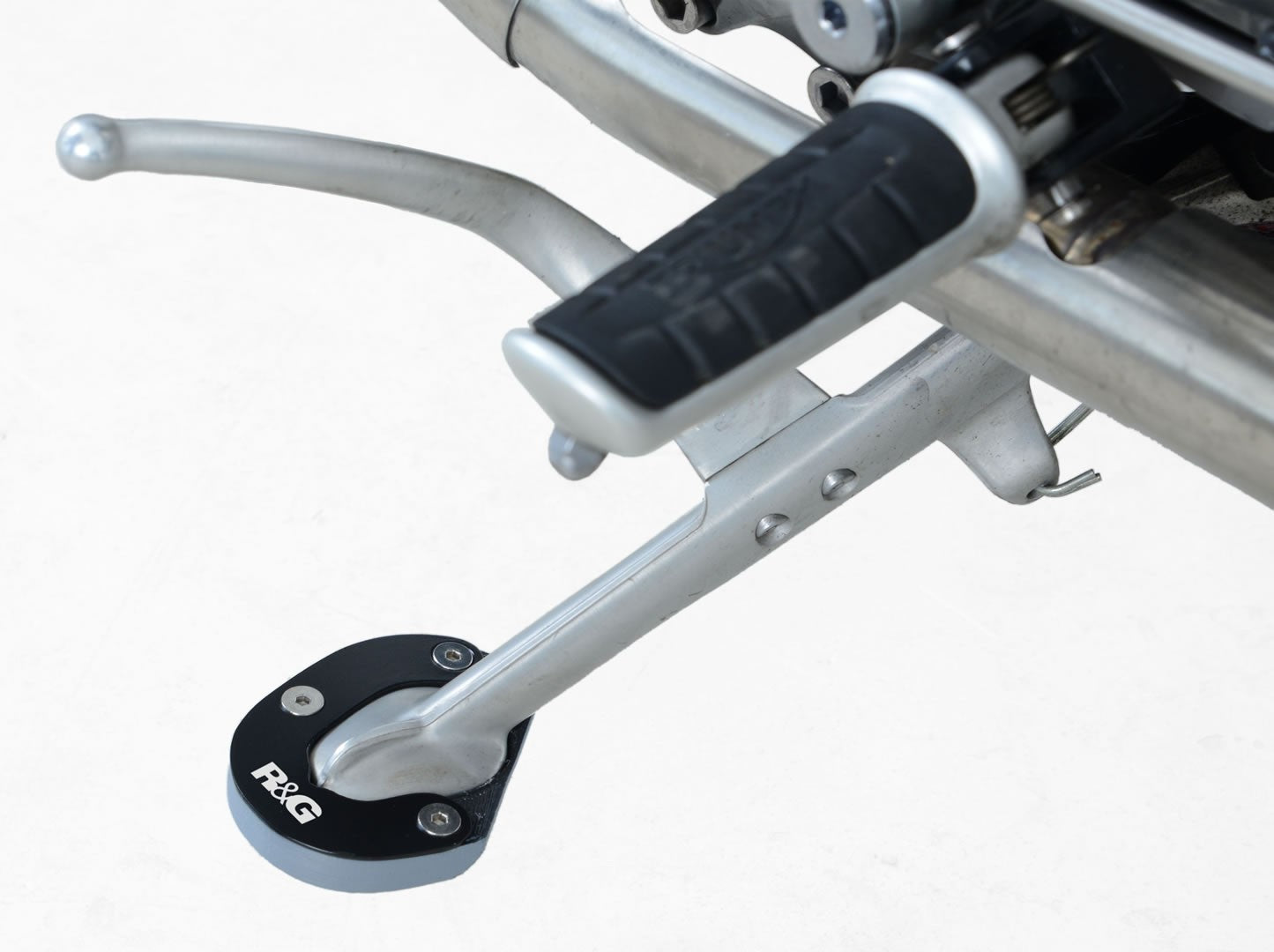 Kickstand Shoe for the Triumph Bonneville Bobber '17-'20 Secondary image