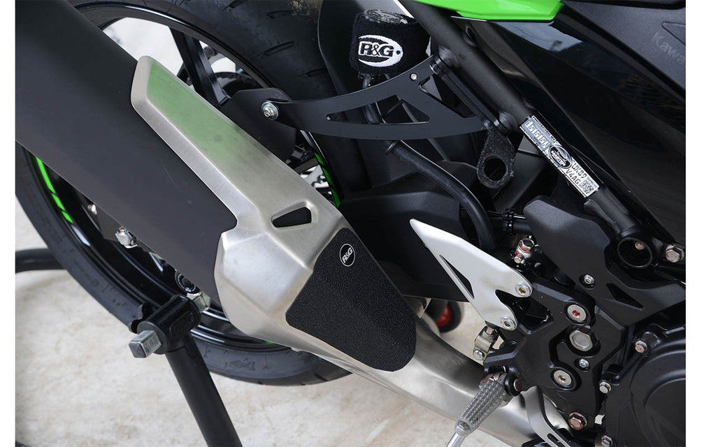 R&G Boot Guard Kit for Kawasaki  Ninja 7 Hybrid HEV / Z 7 Hybrid HEV  '24-, Ninja 250/400 '18-& Z400/ Z250 '19-, Z500 (Ninja) '24-